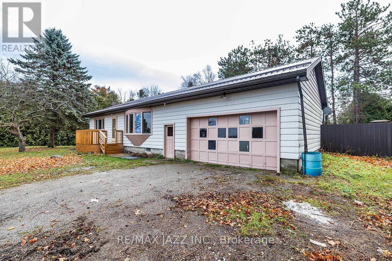 134 Day Drive, Kawartha Lakes, Ontario  L3V 6H5 - Photo 4 - X12568930