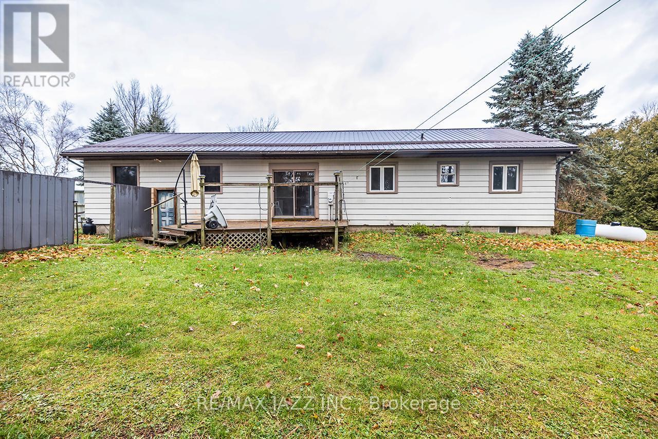 134 Day Drive, Kawartha Lakes, Ontario  L3V 6H5 - Photo 42 - X12568930