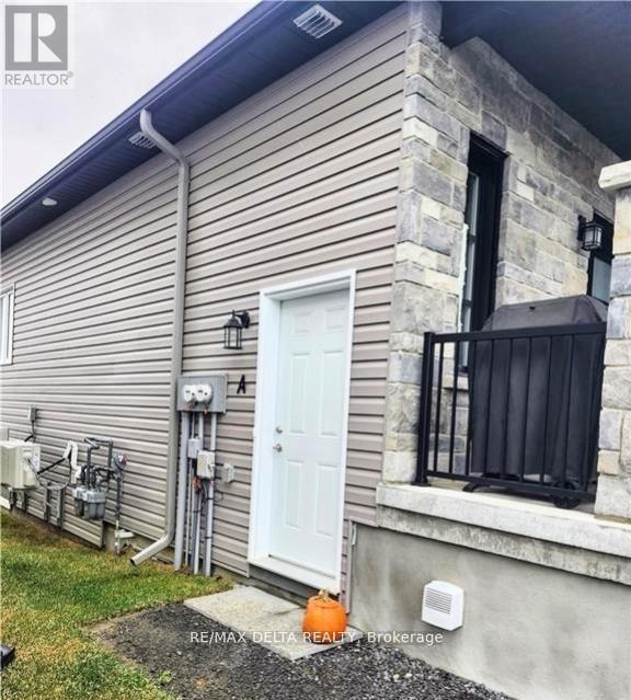 A - 928 Chablis Crescent, Russell, Ontario  K0A 1W0 - Photo 3 - X12568908