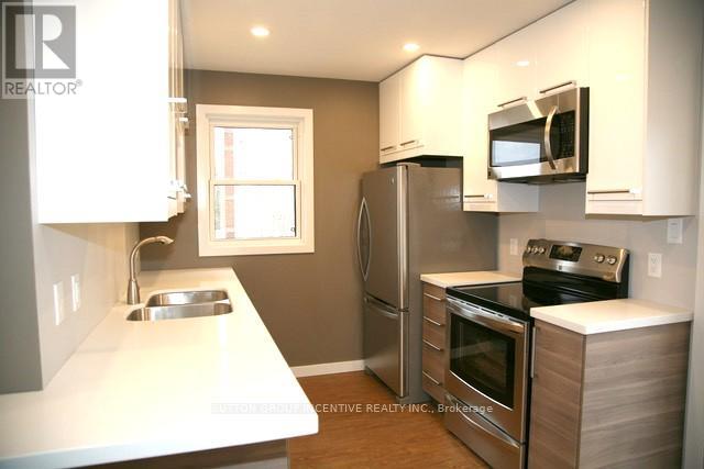 18 Worsley Street, Barrie, Ontario  L4M 1L4 - Photo 26 - S12539862