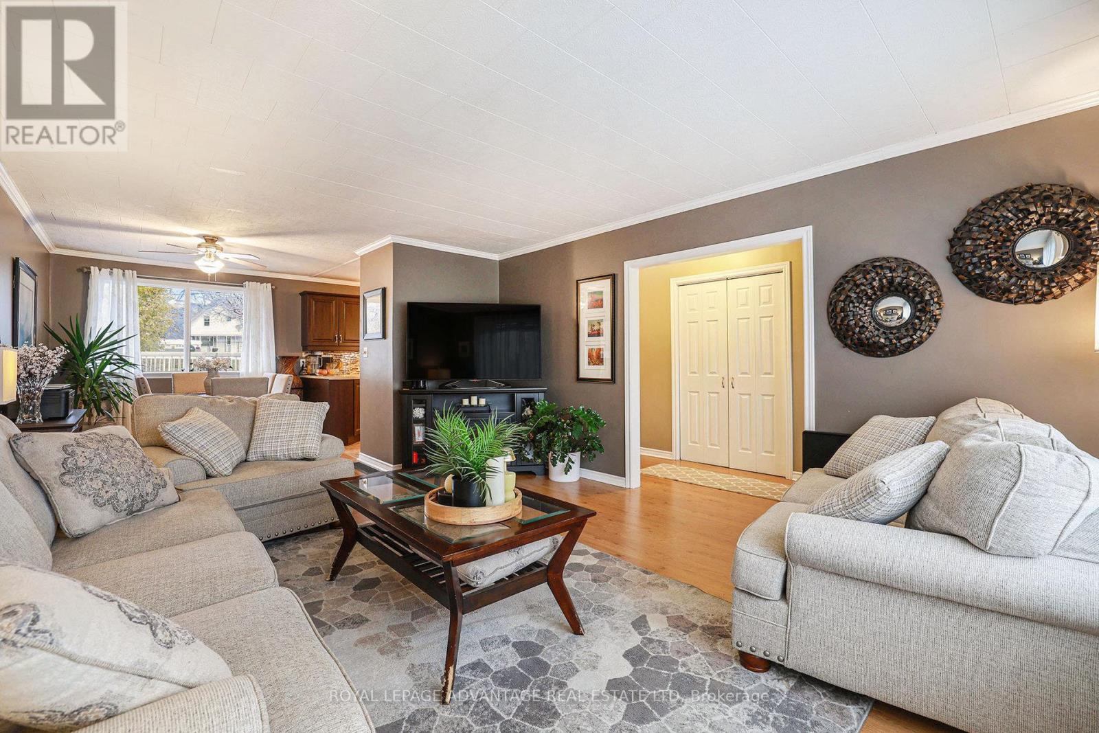 123 Queen Street, Smiths Falls, Ontario  K7A 3N7 - Photo 8 - X12568022