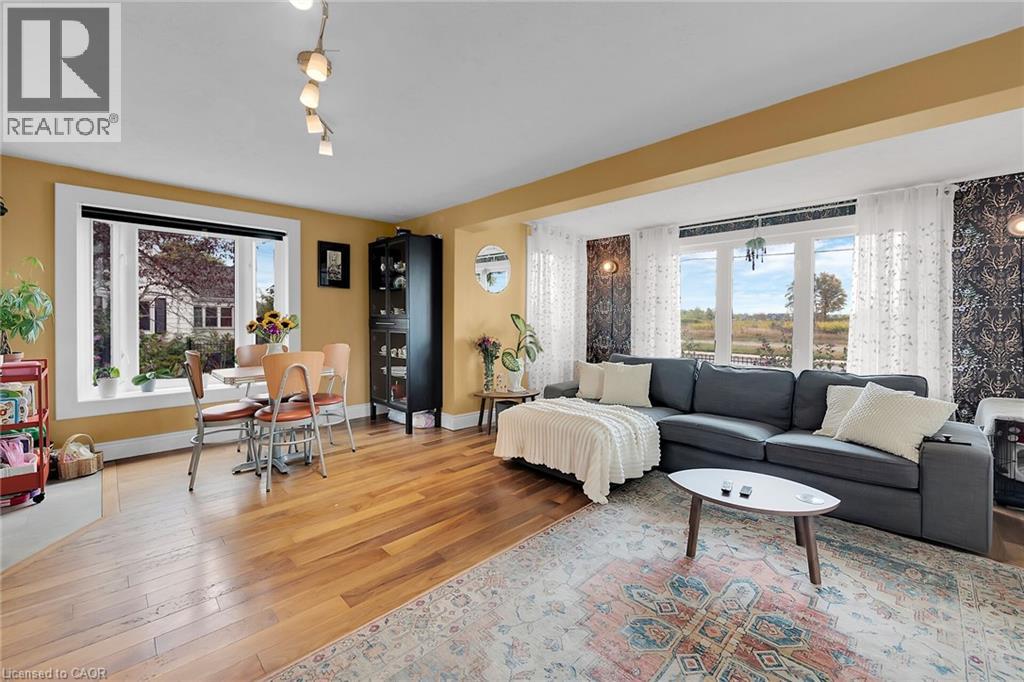 805 Broad Street E, Dunnville, Ontario  N1A 1H4 - Photo 10 - 40789733