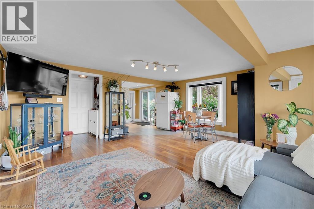 805 Broad Street E, Dunnville, Ontario  N1A 1H4 - Photo 11 - 40789733