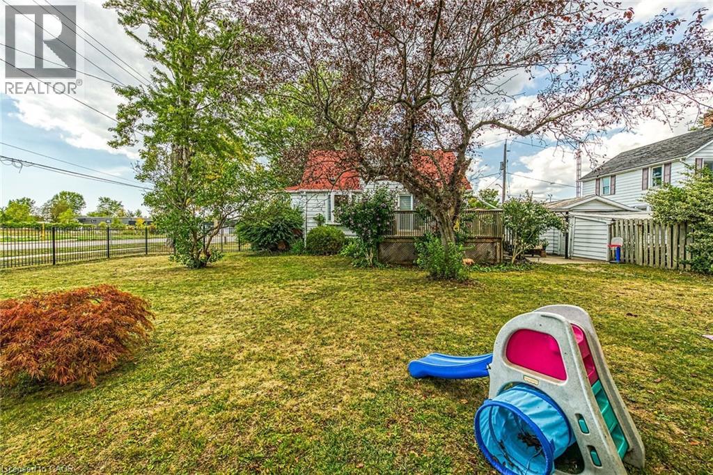 805 Broad Street E, Dunnville, Ontario  N1A 1H4 - Photo 37 - 40789733