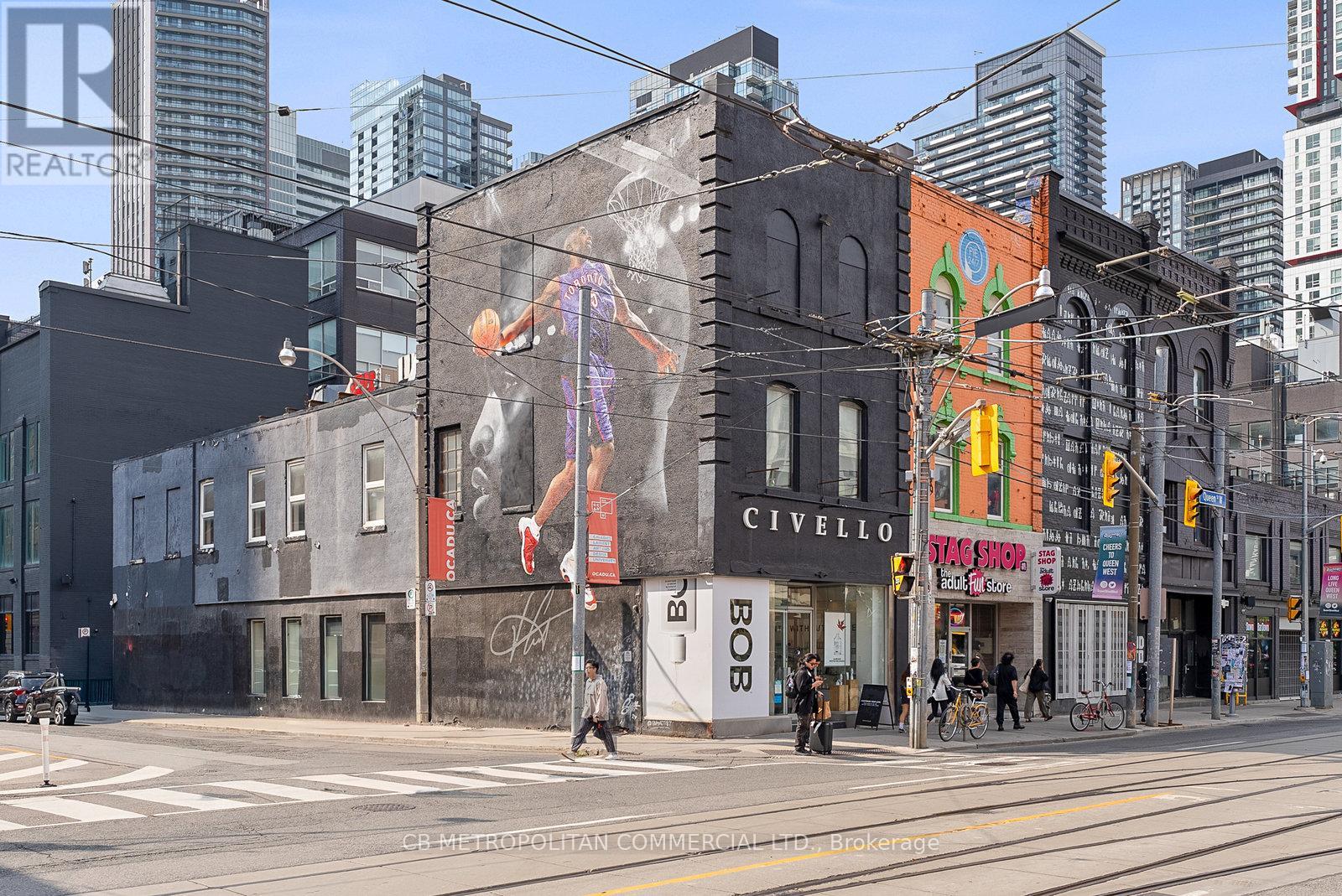 UPPER - 269 QUEEN STREET W, Toronto, Ontario