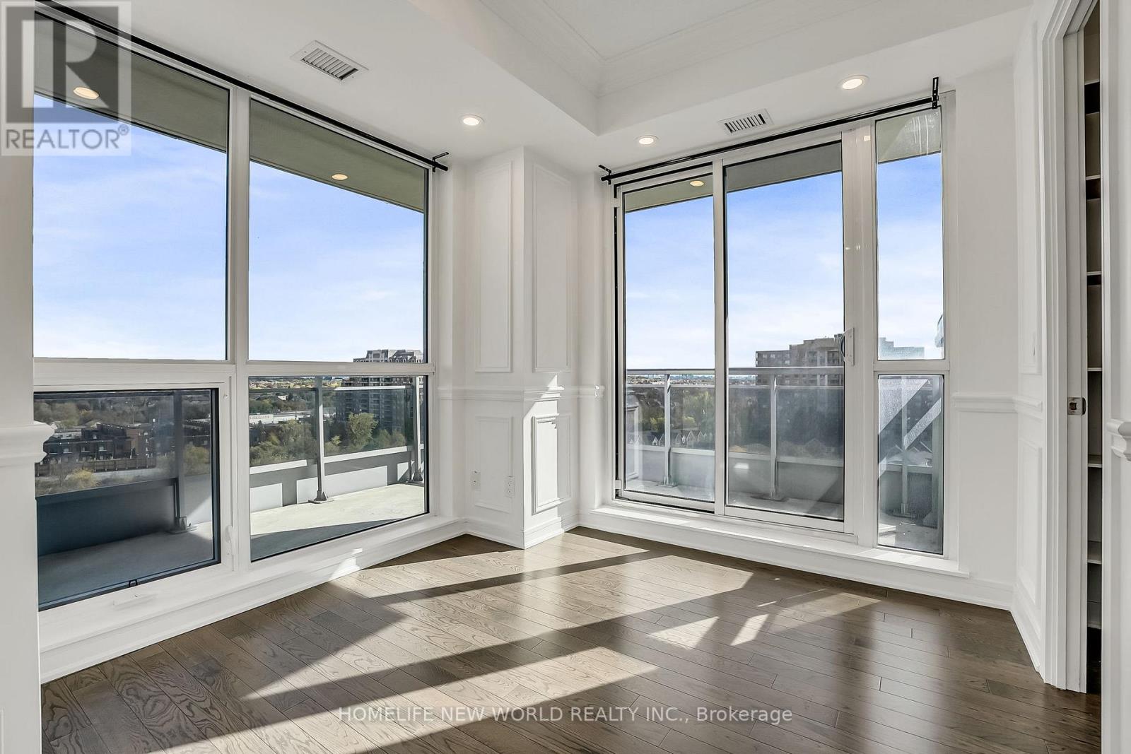 1004 - 9205 Yonge Street, Richmond Hill, Ontario  L4C 1V5 - Photo 17 - N12568902