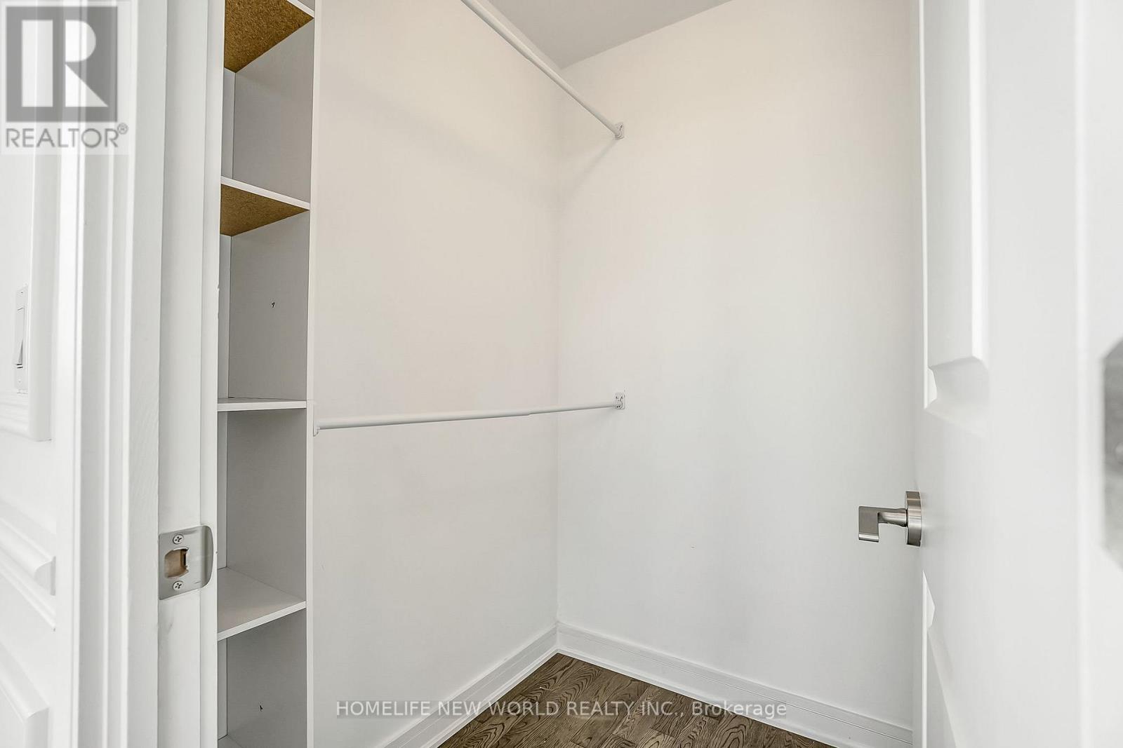 1004 - 9205 Yonge Street, Richmond Hill, Ontario  L4C 1V5 - Photo 20 - N12568902