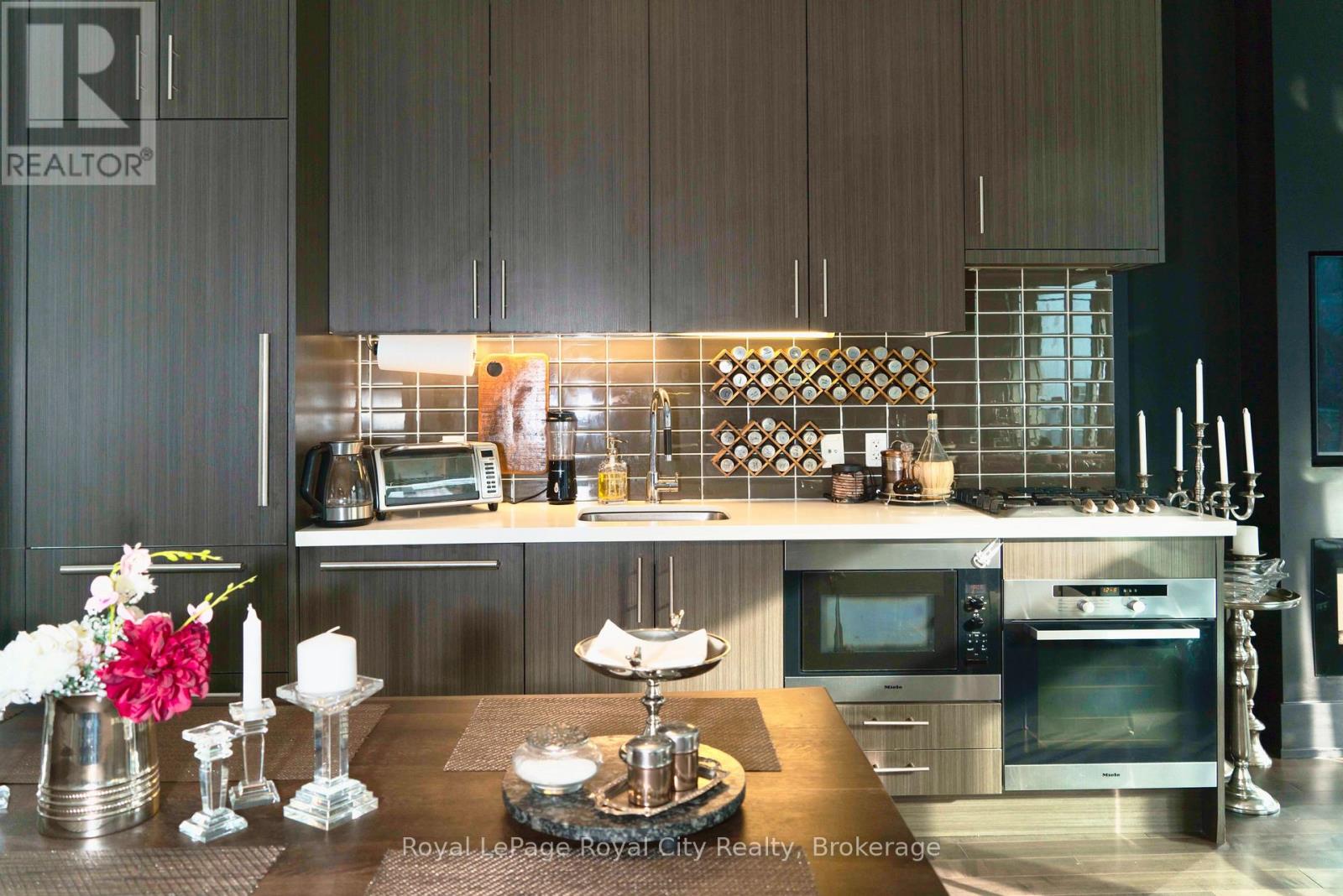 830 - 39 Queens Quay E, Toronto, Ontario  M5E 0A5 - Photo 12 - C12567874