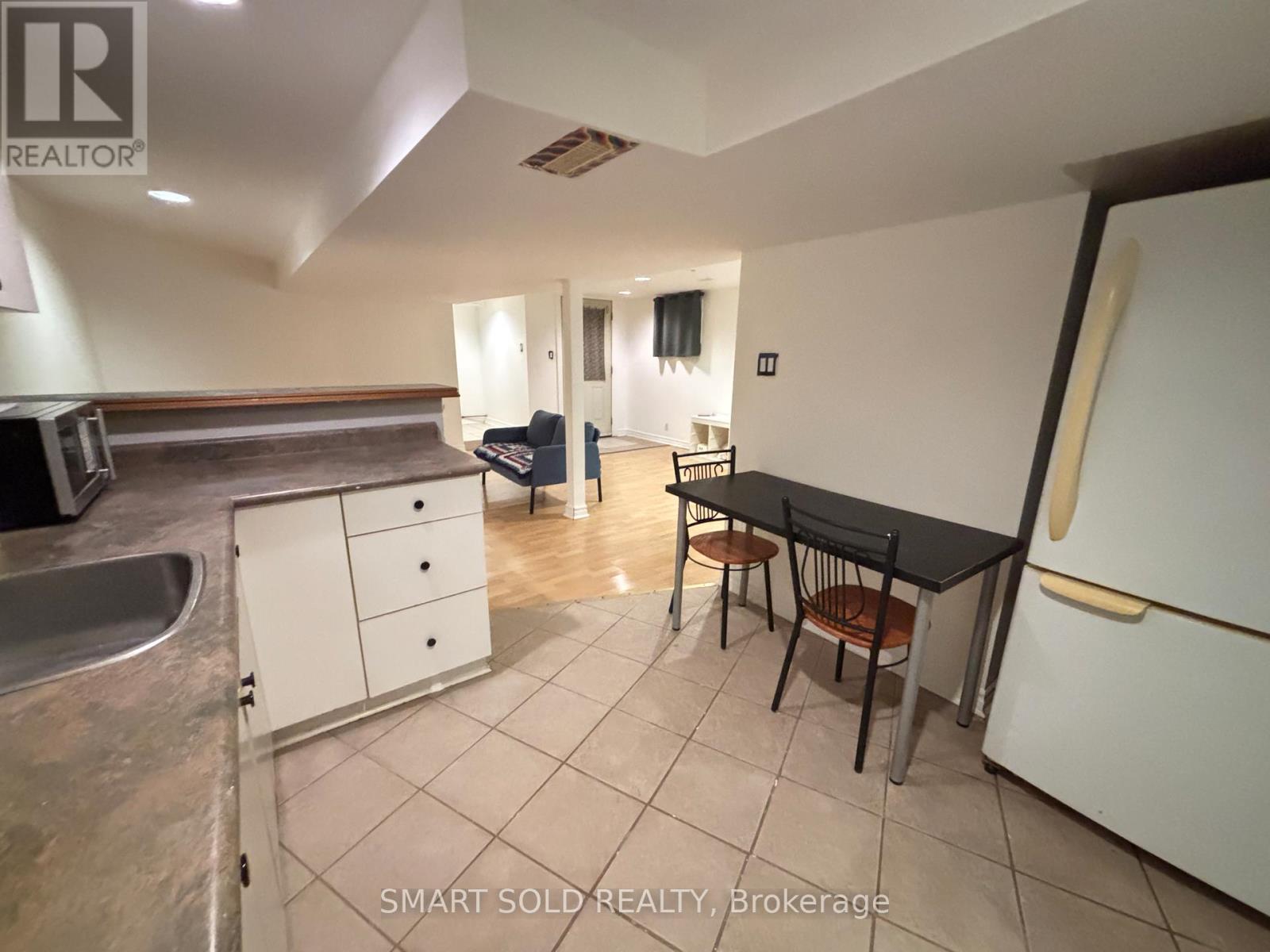 Bsmt - 51 Thirteenth Street, Toronto, Ontario  M8V 3H3 - Photo 4 - W12568918