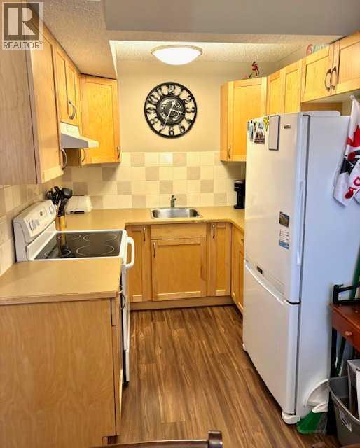 33, 1915 18 Avenue N, Lethbridge, Alberta  T1H 4V6 - Photo 8 - A2269211