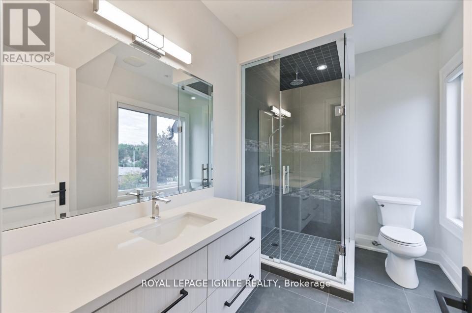 86 Glentworth Road, Toronto, Ontario  M2J 2E8 - Photo 25 - C12568940