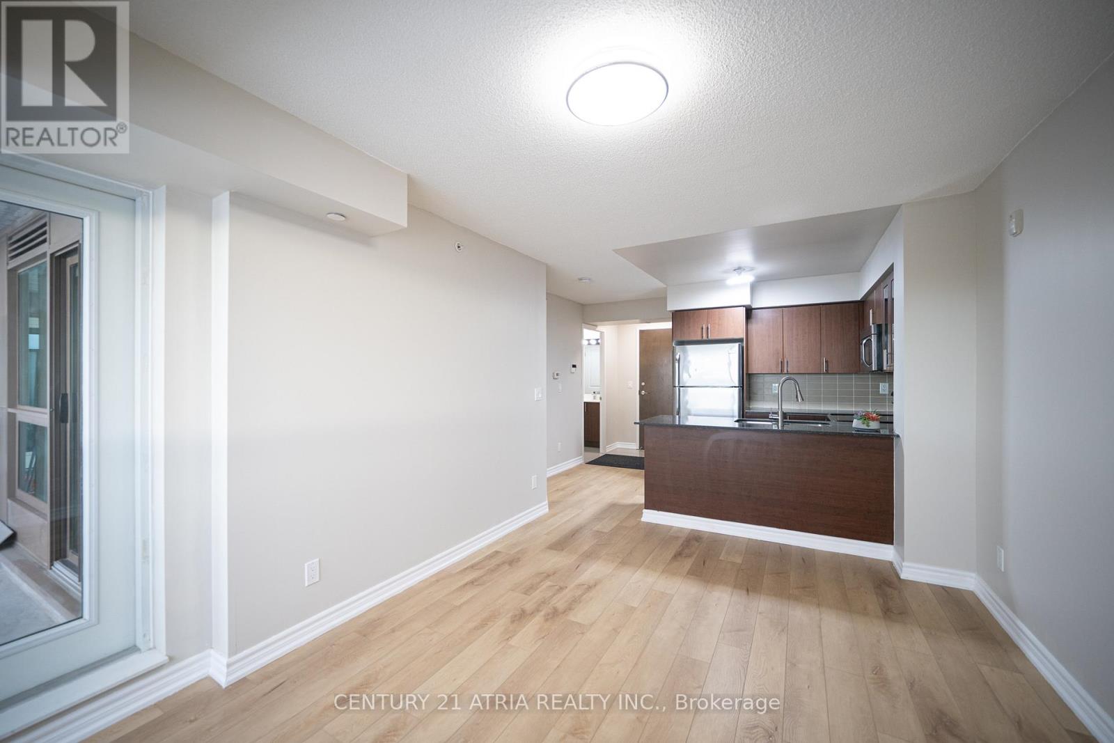 812 - 75 Norman Bethune Avenue, Richmond Hill, Ontario  L4B 0B6 - Photo 13 - N12568956