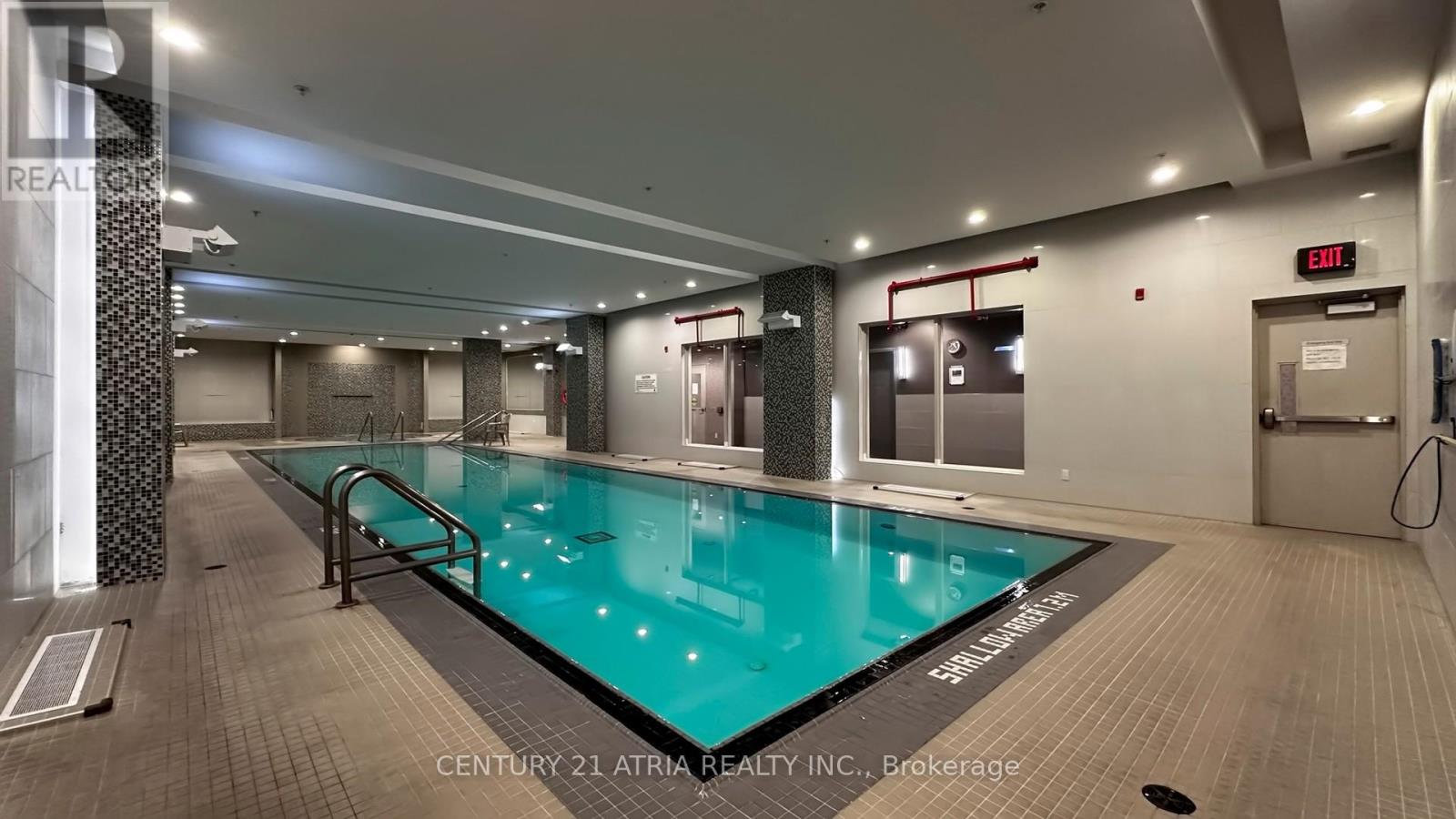 812 - 75 Norman Bethune Avenue, Richmond Hill, Ontario  L4B 0B6 - Photo 5 - N12568956