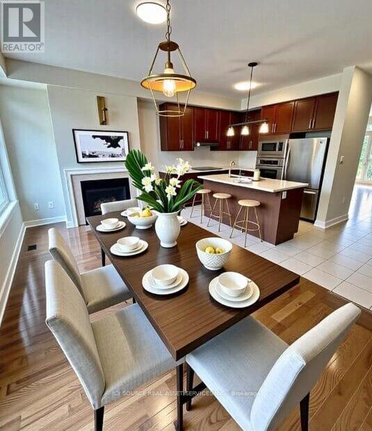 4 - 3215 Thomas Street, Mississauga, Ontario  L5M 0M2 - Photo 4 - W12568948