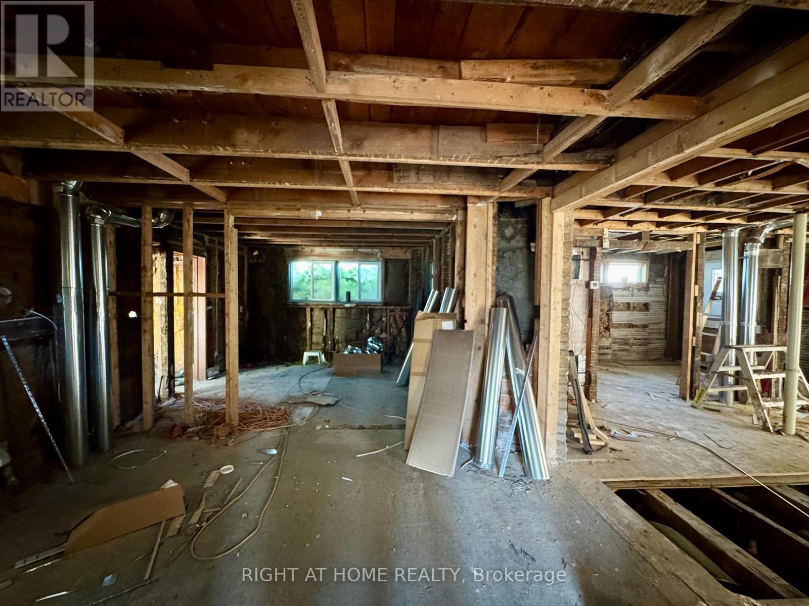 144 Waterloo Street, Fort Erie, Ontario  L2A 3K2 - Photo 10 - X12568932