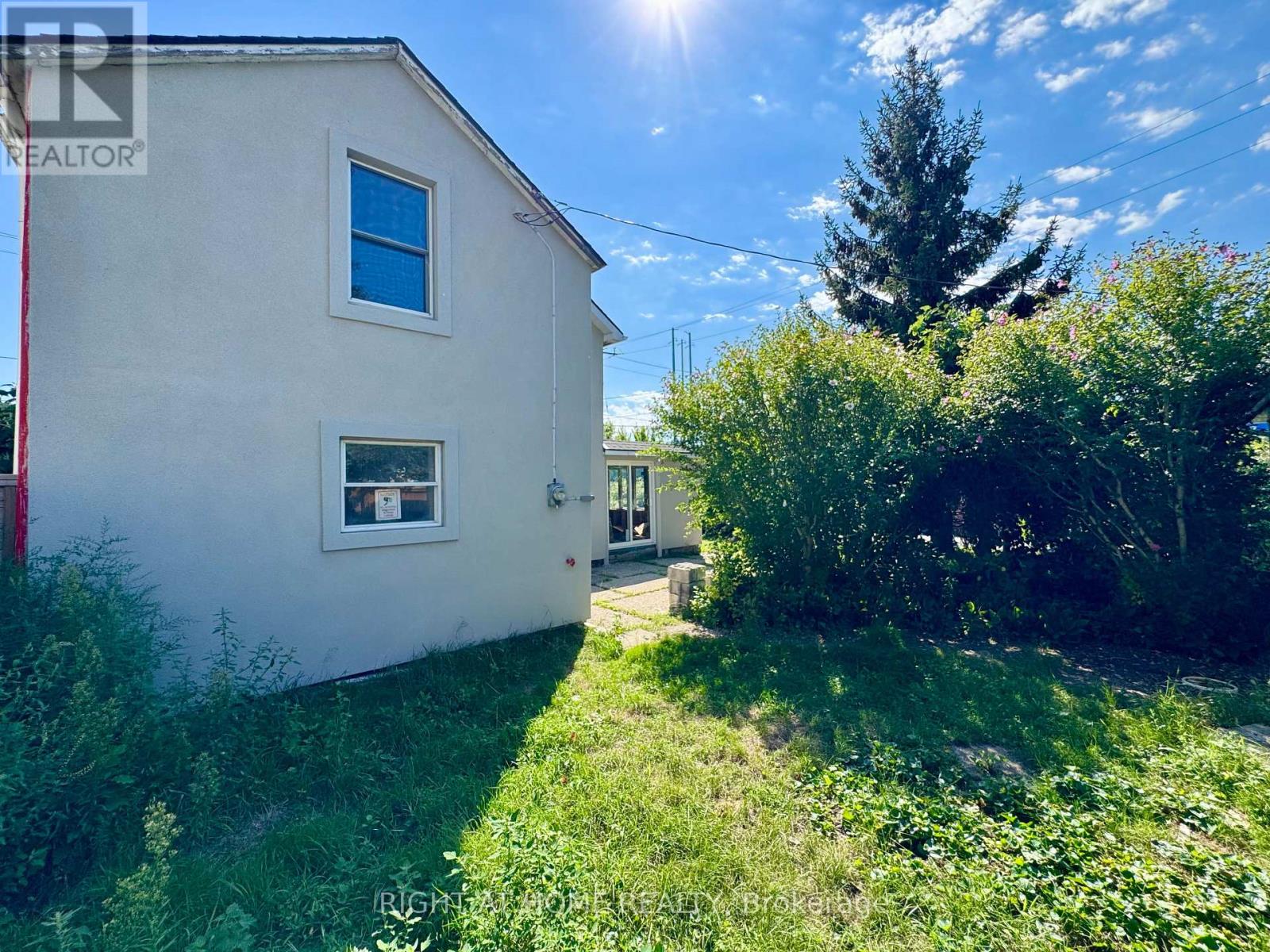 144 Waterloo Street, Fort Erie, Ontario  L2A 3K2 - Photo 6 - X12568932