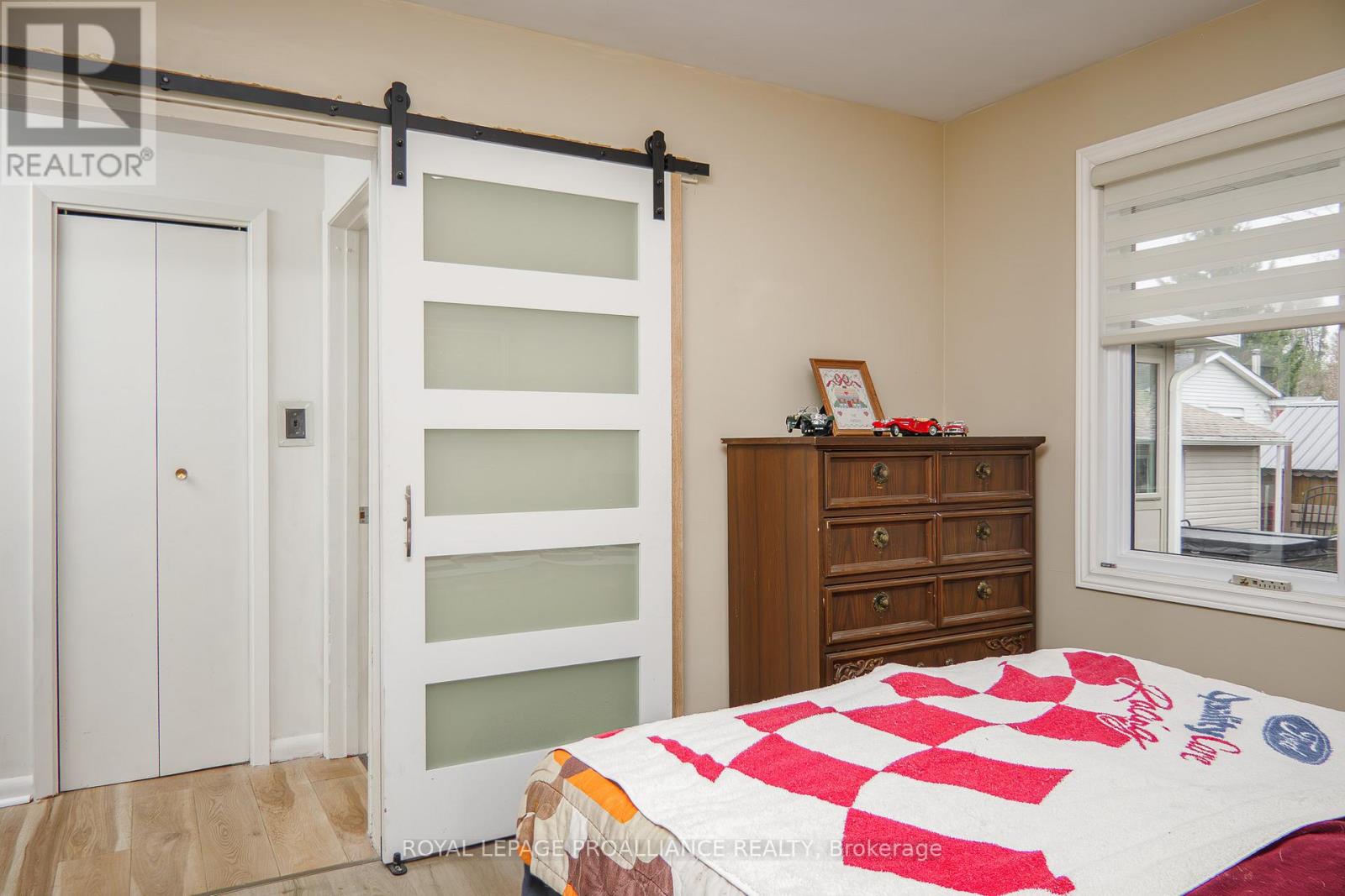 10 Devere Gardens, Quinte West, Ontario K8V 3M3 - Photo 24 - X12568994