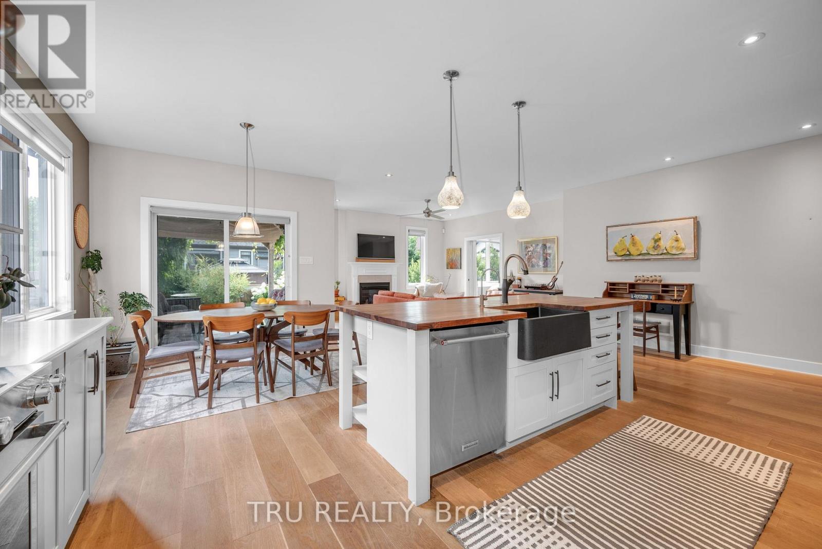 590 Robert Hill Street, Mississippi Mills, Ontario  K0A 1A0 - Photo 16 - X12568970