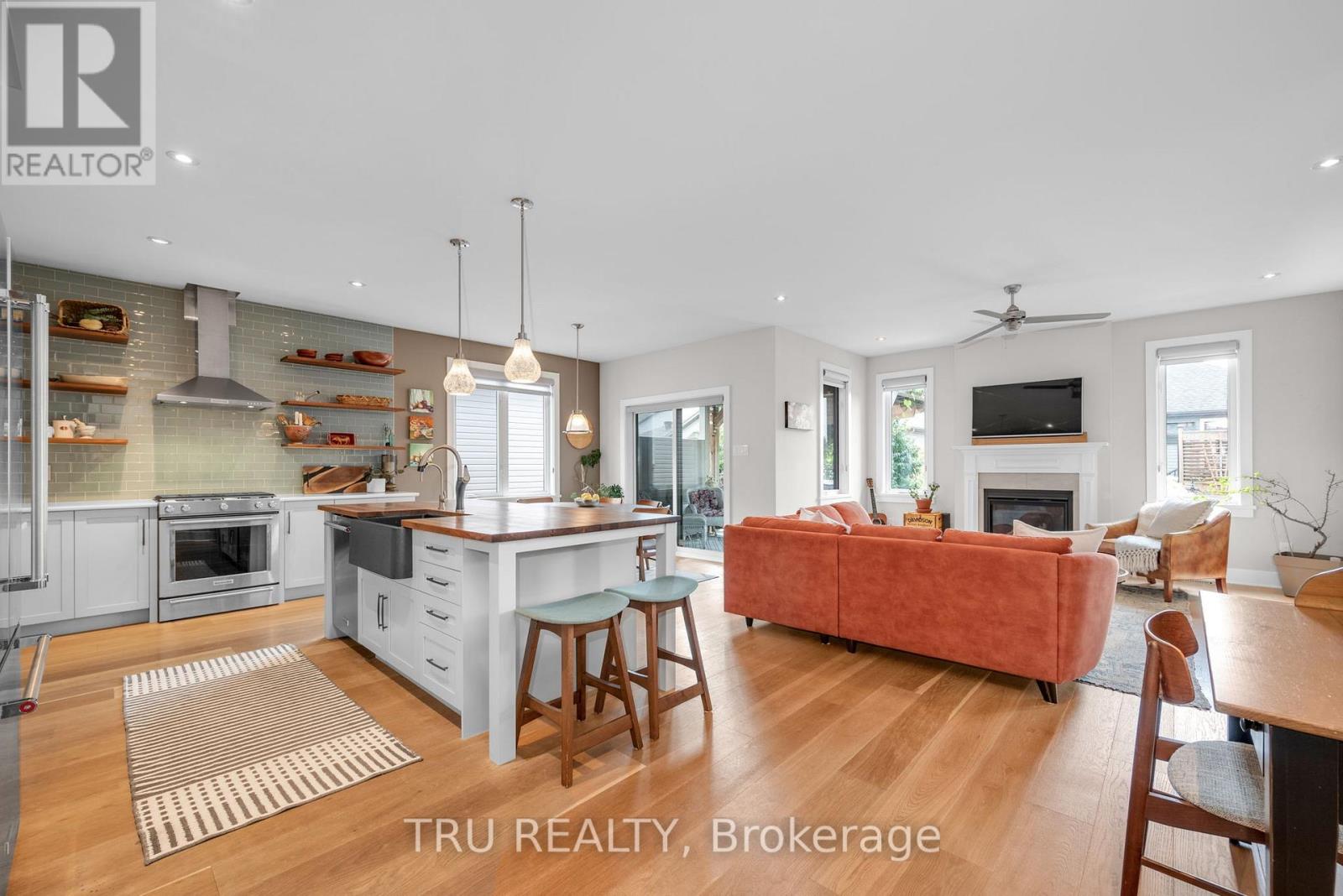 590 Robert Hill Street, Mississippi Mills, Ontario  K0A 1A0 - Photo 17 - X12568970