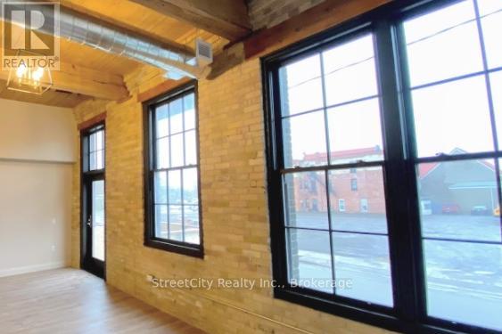 104 - 245 Downie Street, Stratford, Ontario  N5A 1X5 - Photo 15 - X12394270