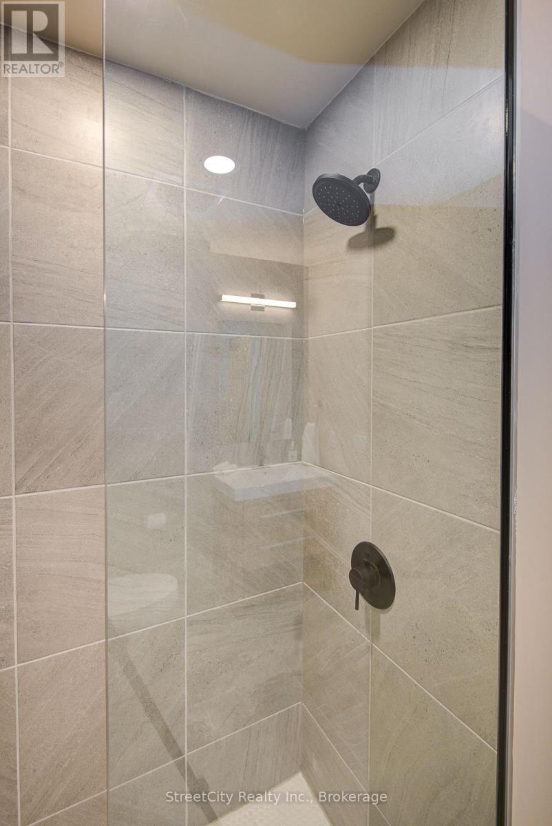 104 - 245 Downie Street, Stratford, Ontario  N5A 1X5 - Photo 18 - X12394270