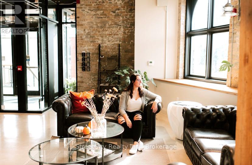 104 - 245 Downie Street, Stratford, Ontario  N5A 1X5 - Photo 30 - X12394270