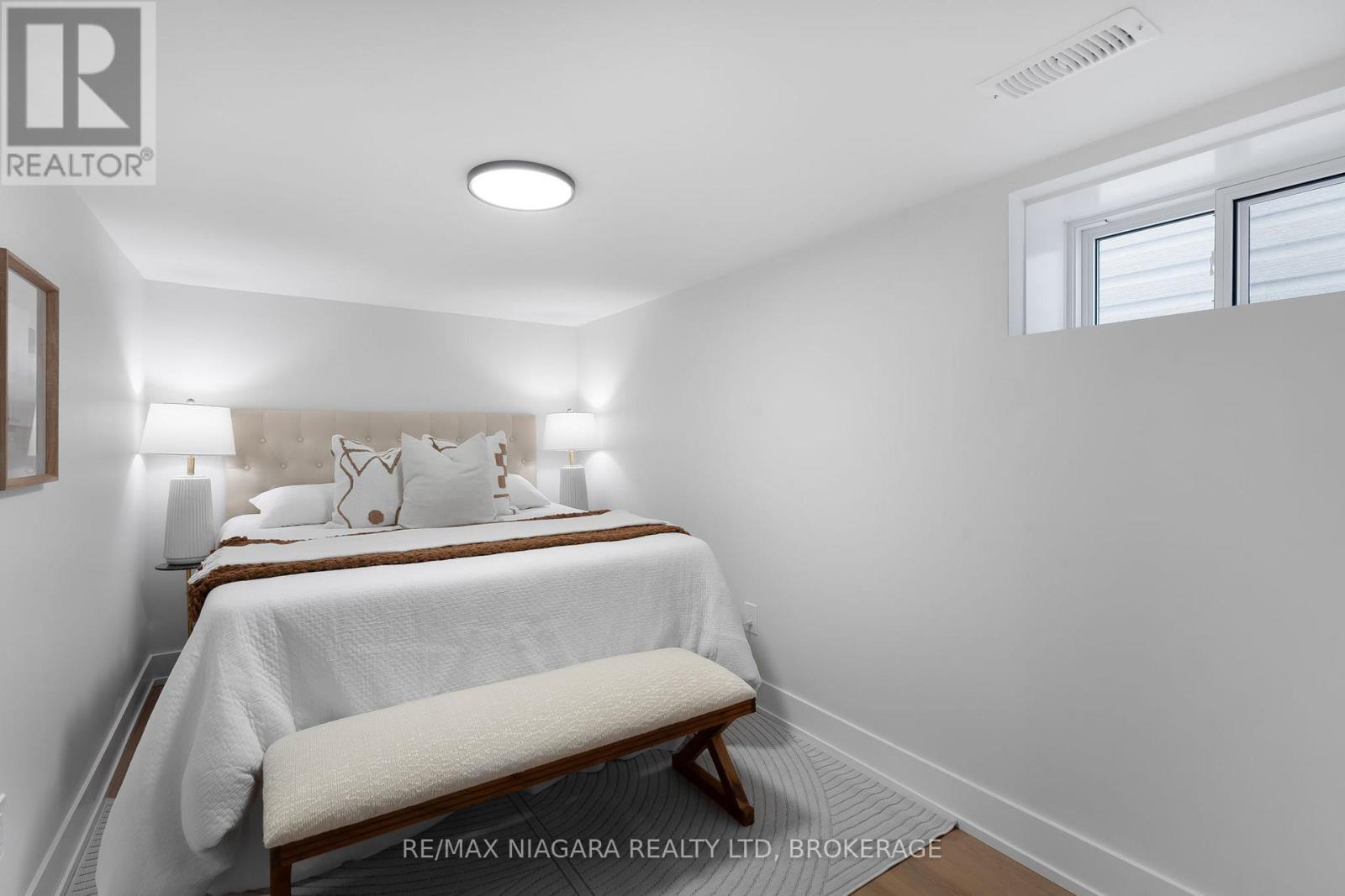 853 Sammon Avenue, Toronto, Ontario  M4C 2E9 - Photo 38 - E12568972