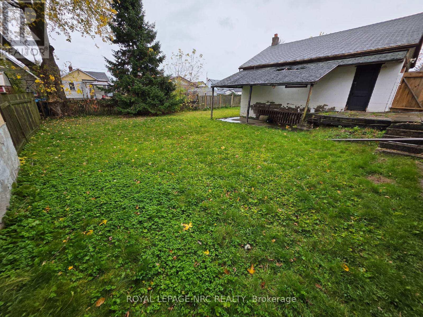 6414 Taylor Street, Niagara Falls, Ontario  L2G 2G1 - Photo 16 - X12568978