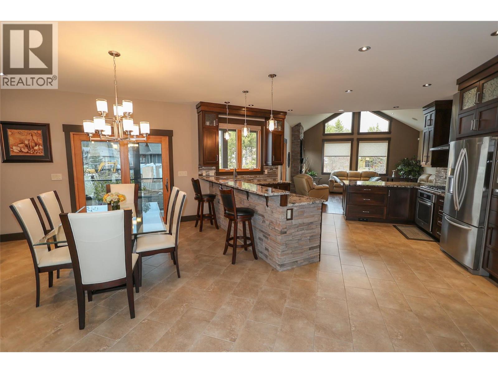 100 Forest Crowne Crescent, Kimberley, British Columbia  V1A 0A4 - Photo 8 - 10369552