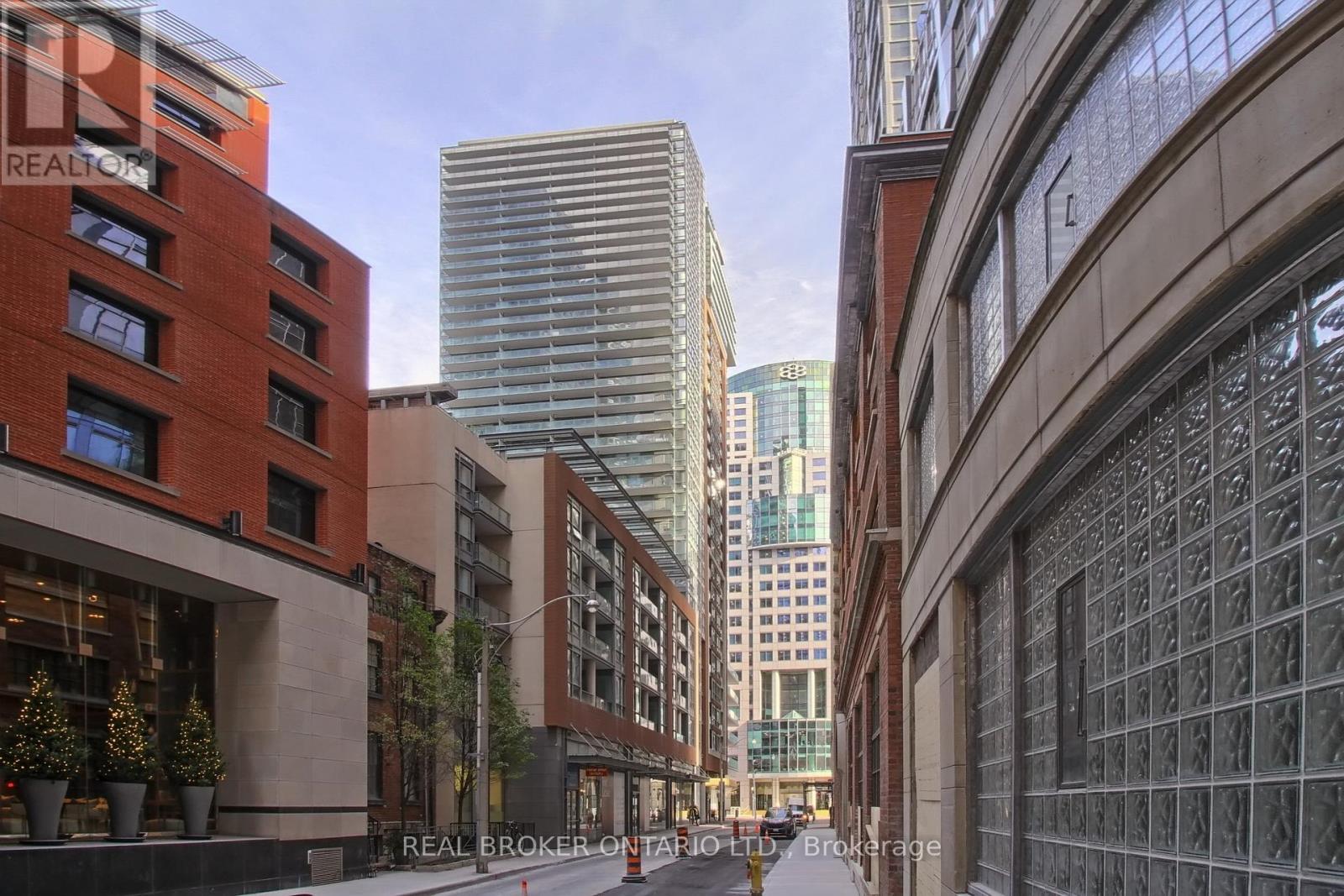 810 - 8 MERCER STREET, Toronto, Ontario