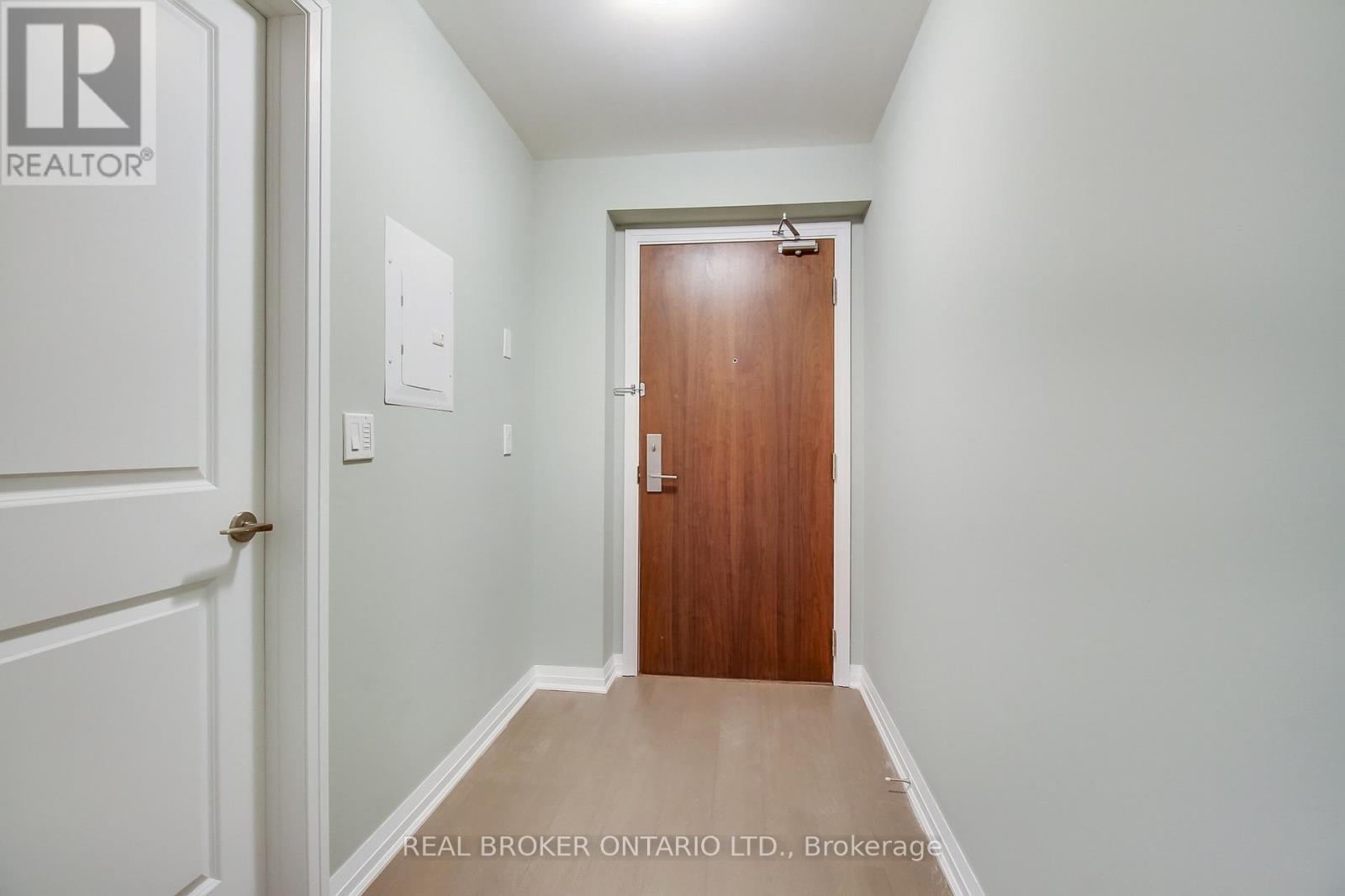 810 - 8 Mercer Street, Toronto, Ontario  M5V 0C4 - Photo 10 - C12568998