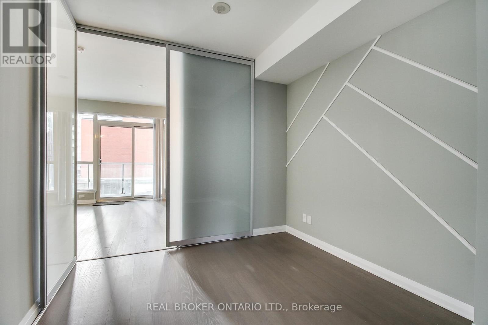 810 - 8 Mercer Street, Toronto, Ontario  M5V 0C4 - Photo 25 - C12568998