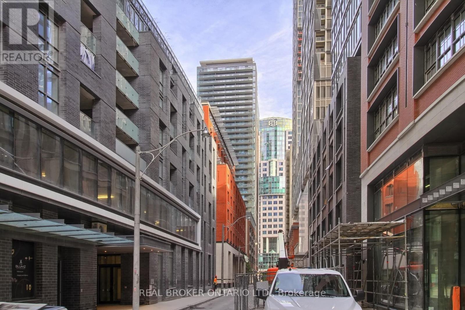 810 - 8 Mercer Street, Toronto, Ontario  M5V 0C4 - Photo 3 - C12568998