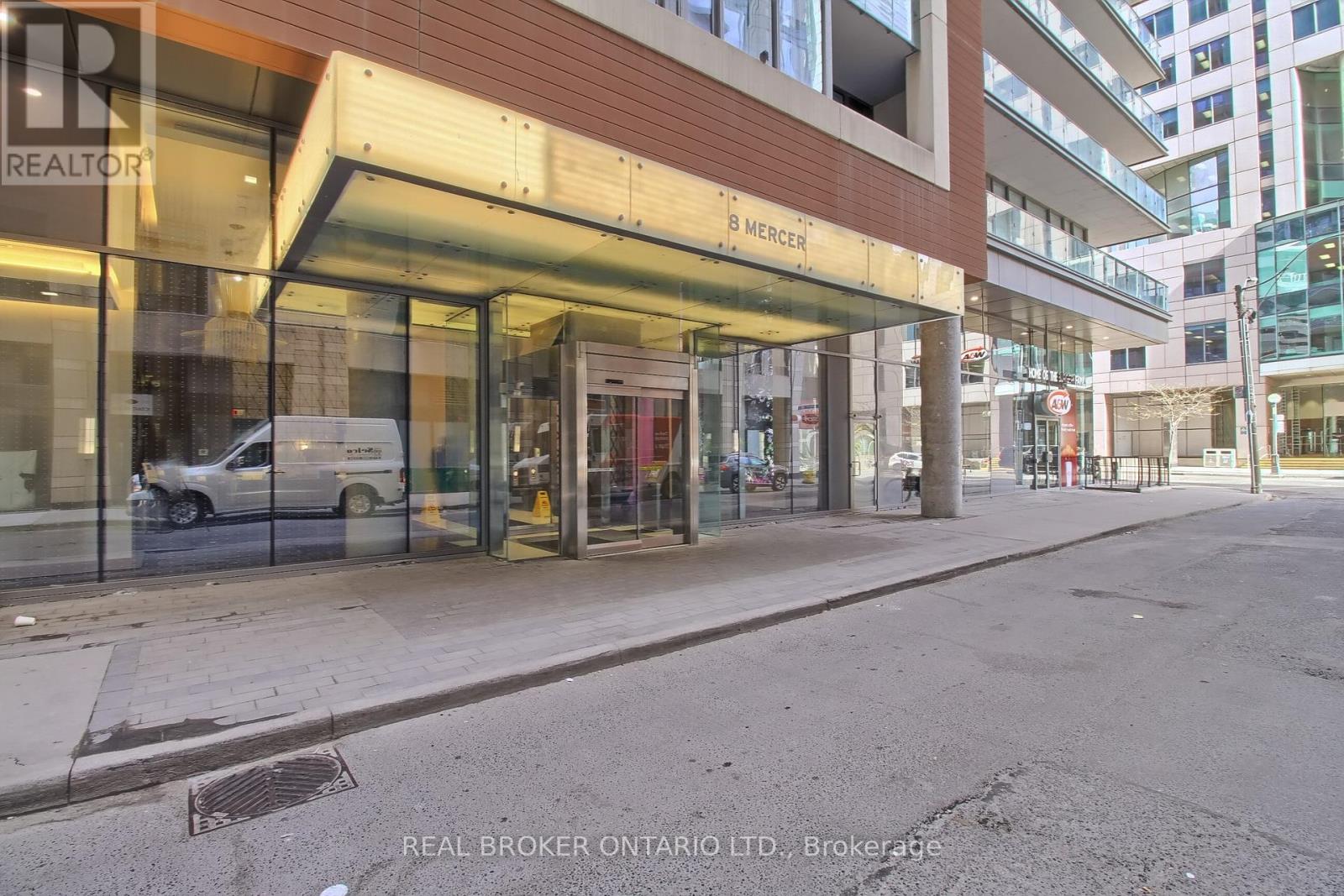 810 - 8 Mercer Street, Toronto, Ontario  M5V 0C4 - Photo 4 - C12568998