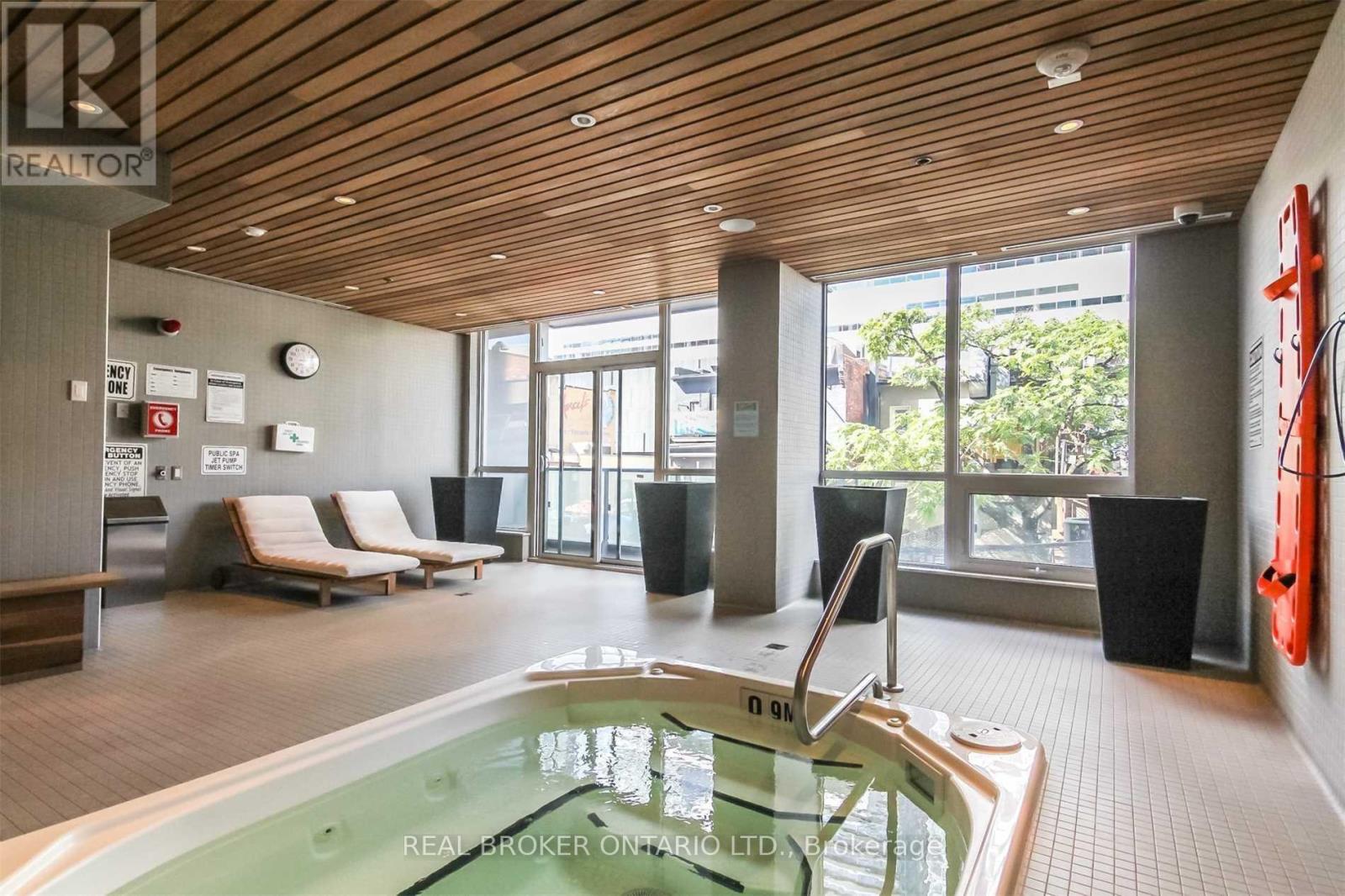 810 - 8 Mercer Street, Toronto, Ontario  M5V 0C4 - Photo 42 - C12568998