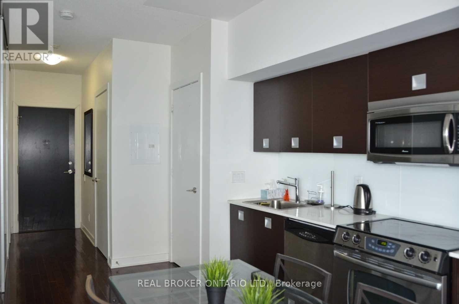 2810 - 33 Charles Street E, Toronto, Ontario  M4Y 1R9 - Photo 14 - C12569008
