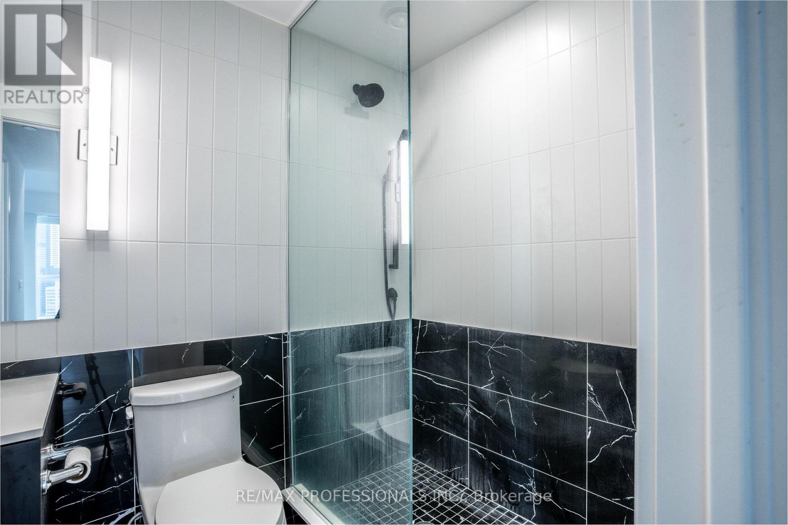 4102 - 327 King Street W, Toronto, Ontario  M5V 0W7 - Photo 16 - C12569020