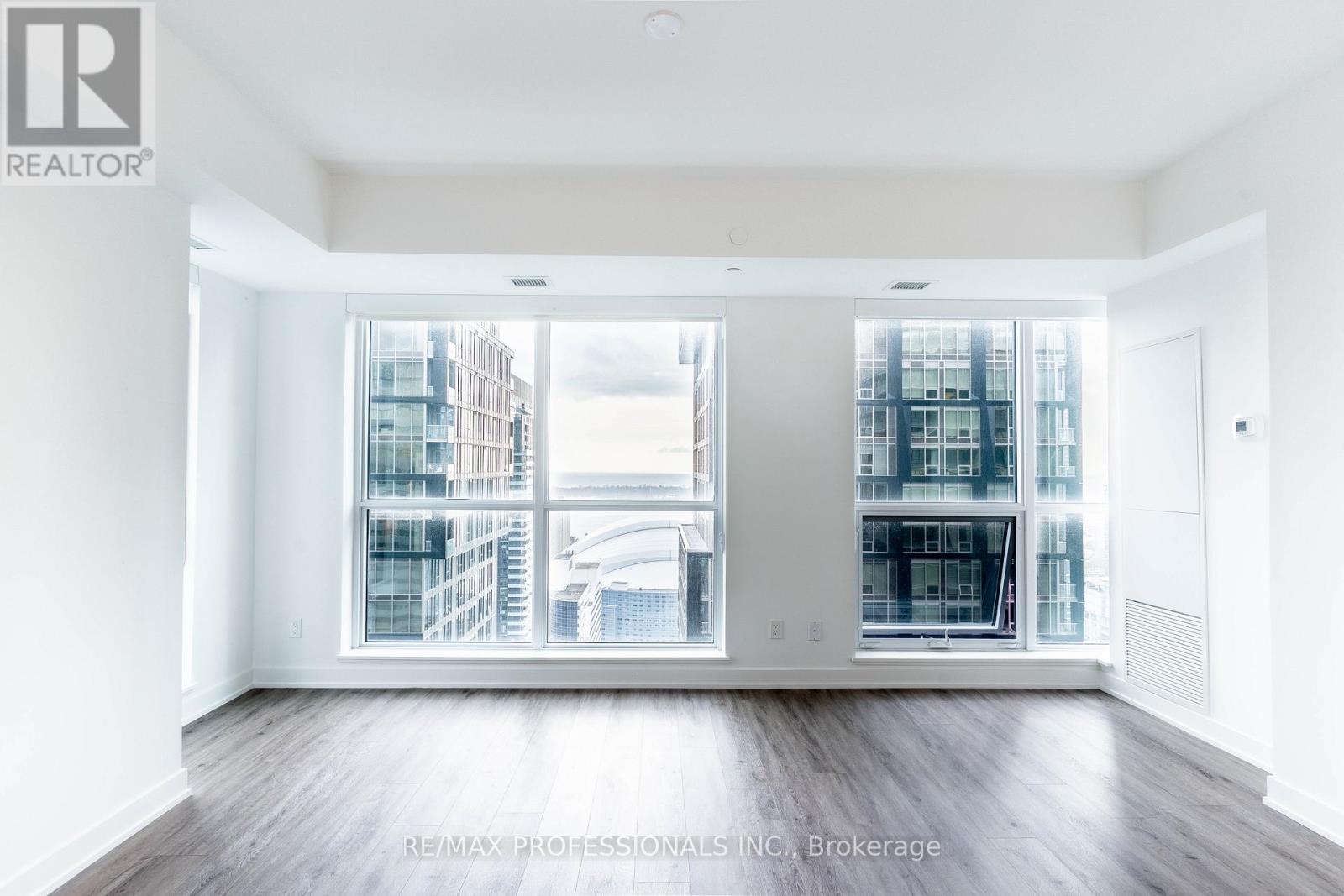 4102 - 327 King Street W, Toronto, Ontario  M5V 0W7 - Photo 6 - C12569020