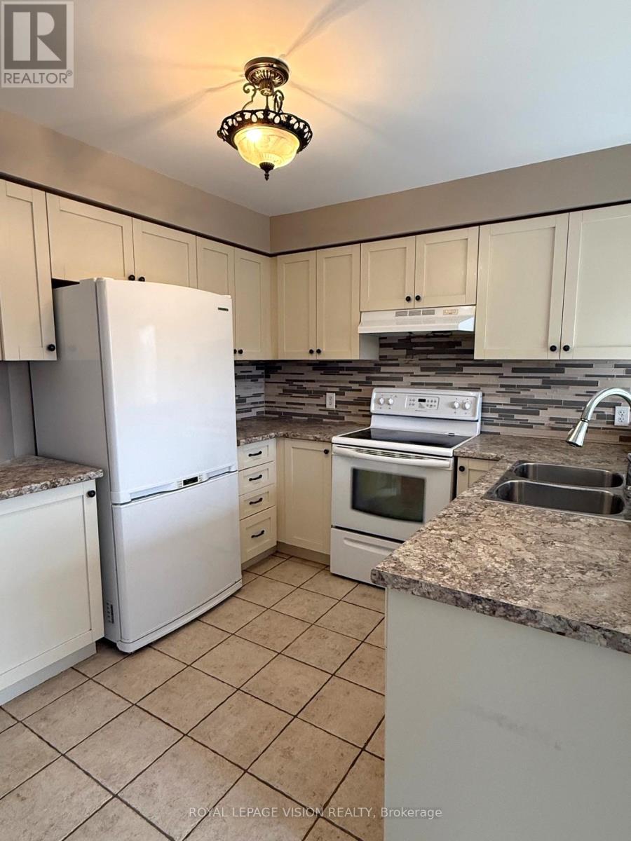 594 Flagstone Court, Oshawa, Ontario  L1K 2Z8 - Photo 12 - E12569034