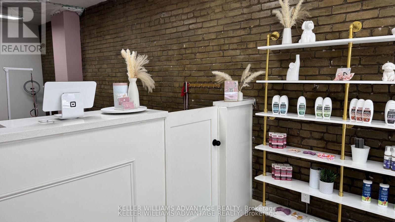 1582 Queen Street E, Toronto, Ontario  M4L 1G1 - Photo 3 - E12569038