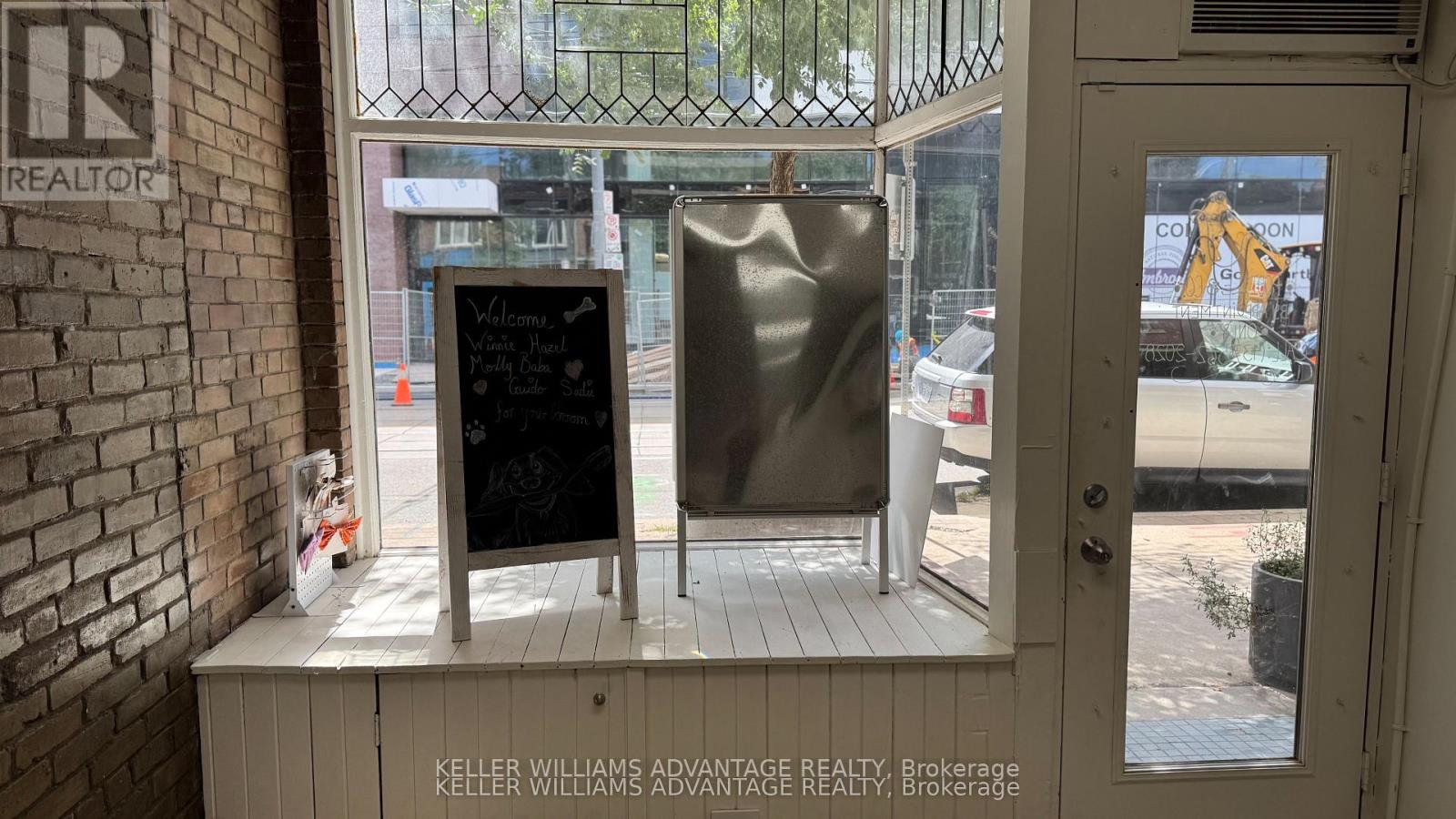 1582 Queen Street E, Toronto, Ontario  M4L 1G1 - Photo 7 - E12569038