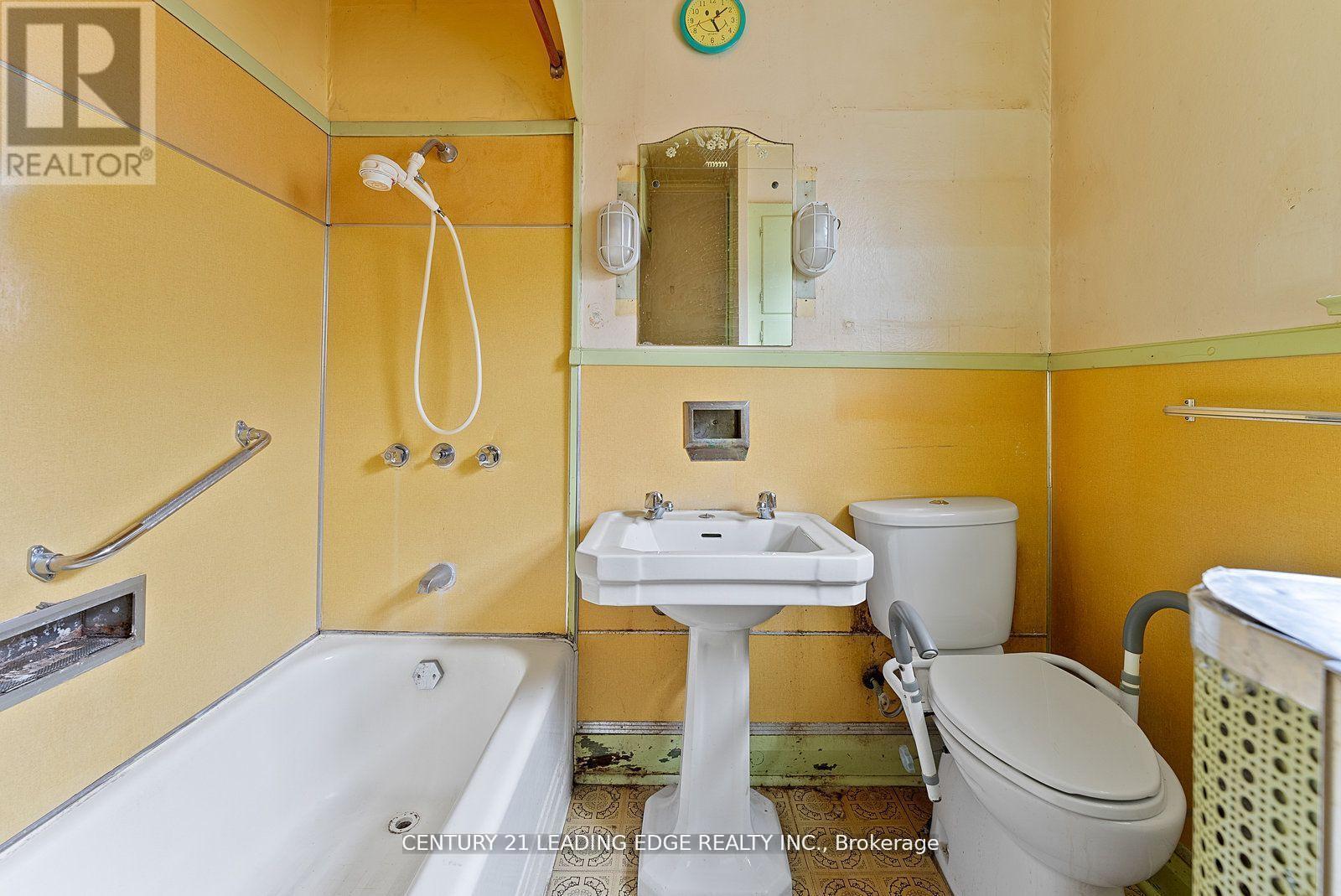 102 Kalmar Avenue N, Toronto, Ontario  M1N 3G4 - Photo 27 - E12569040