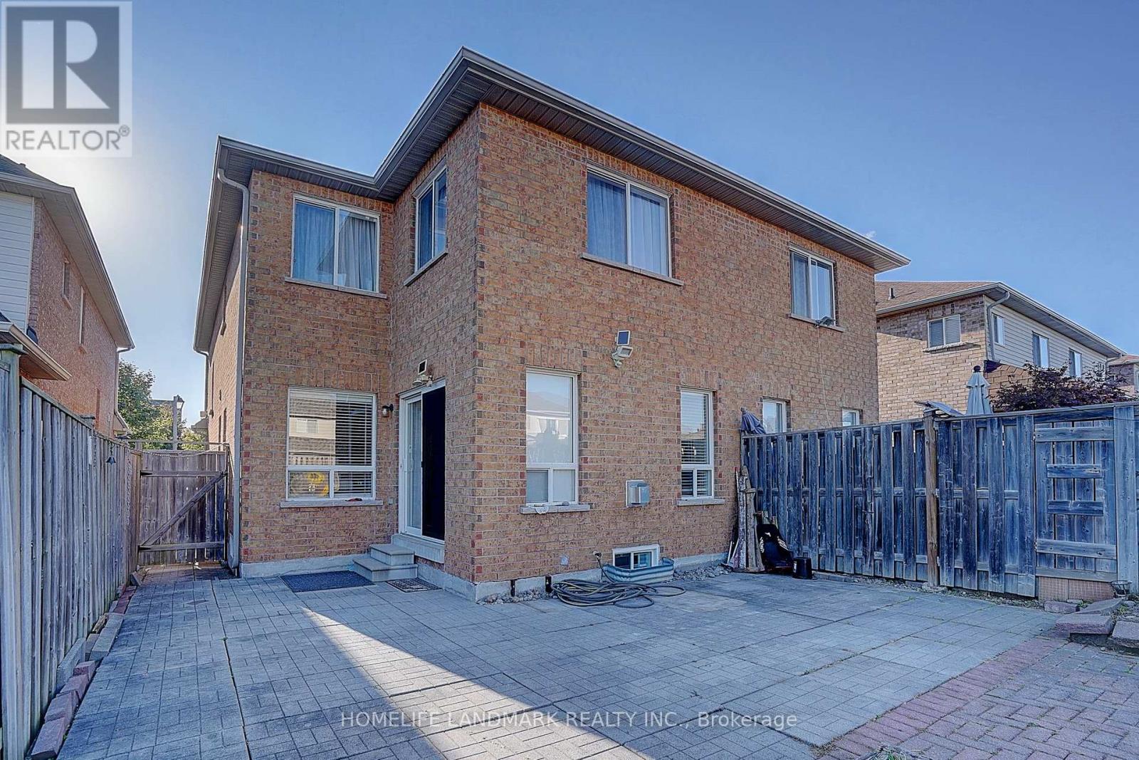 21 Raintree Drive, Markham, Ontario  L3R 5T9 - Photo 35 - N12568996