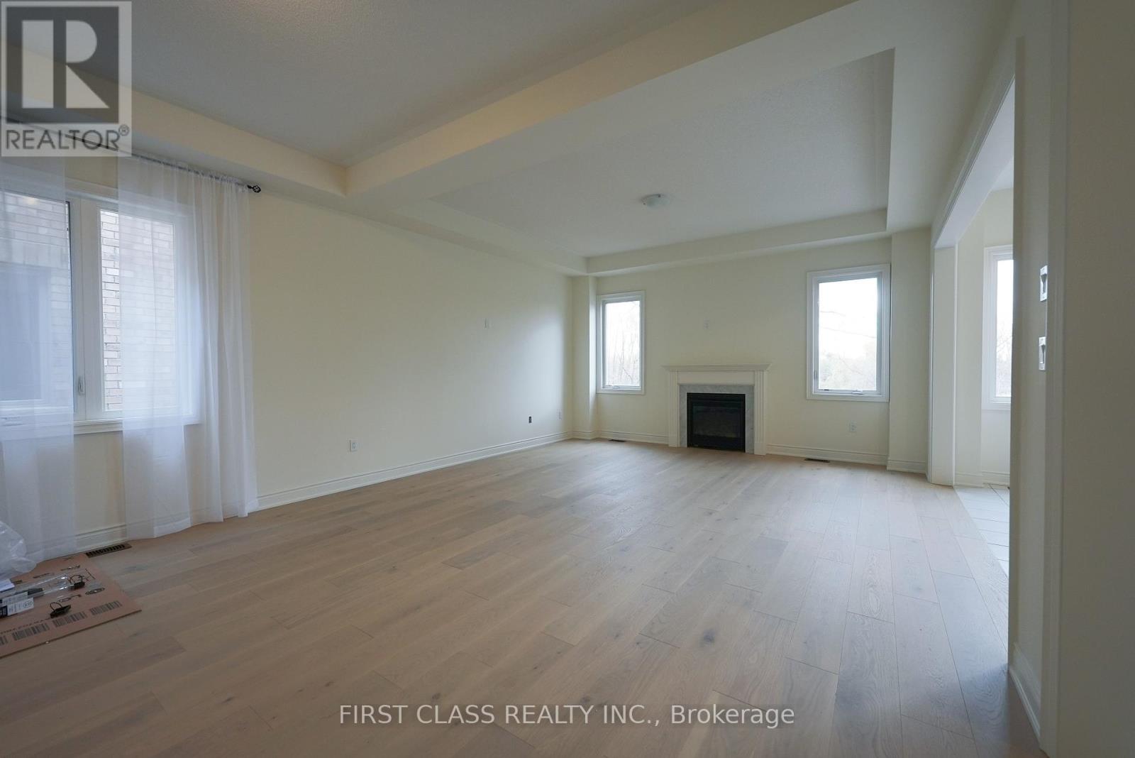 72 Boccella Crescent, Richmond Hill, Ontario  L4B 0H9 - Photo 11 - N12569014