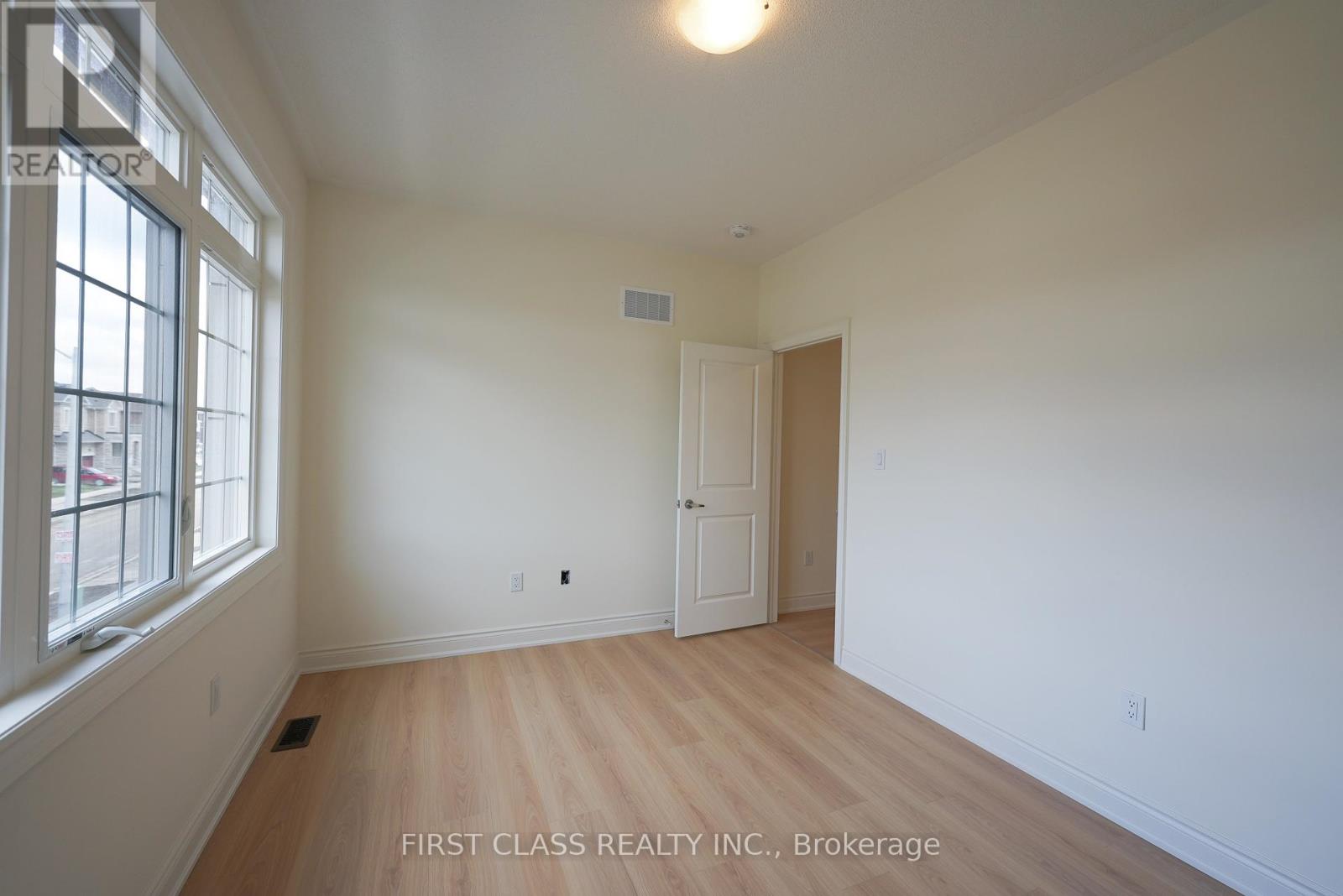 72 Boccella Crescent, Richmond Hill, Ontario  L4B 0H9 - Photo 21 - N12569014