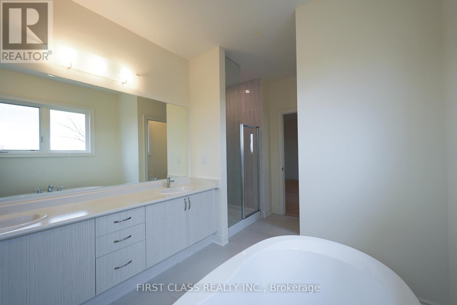 72 Boccella Crescent, Richmond Hill, Ontario  L4B 0H9 - Photo 39 - N12569014