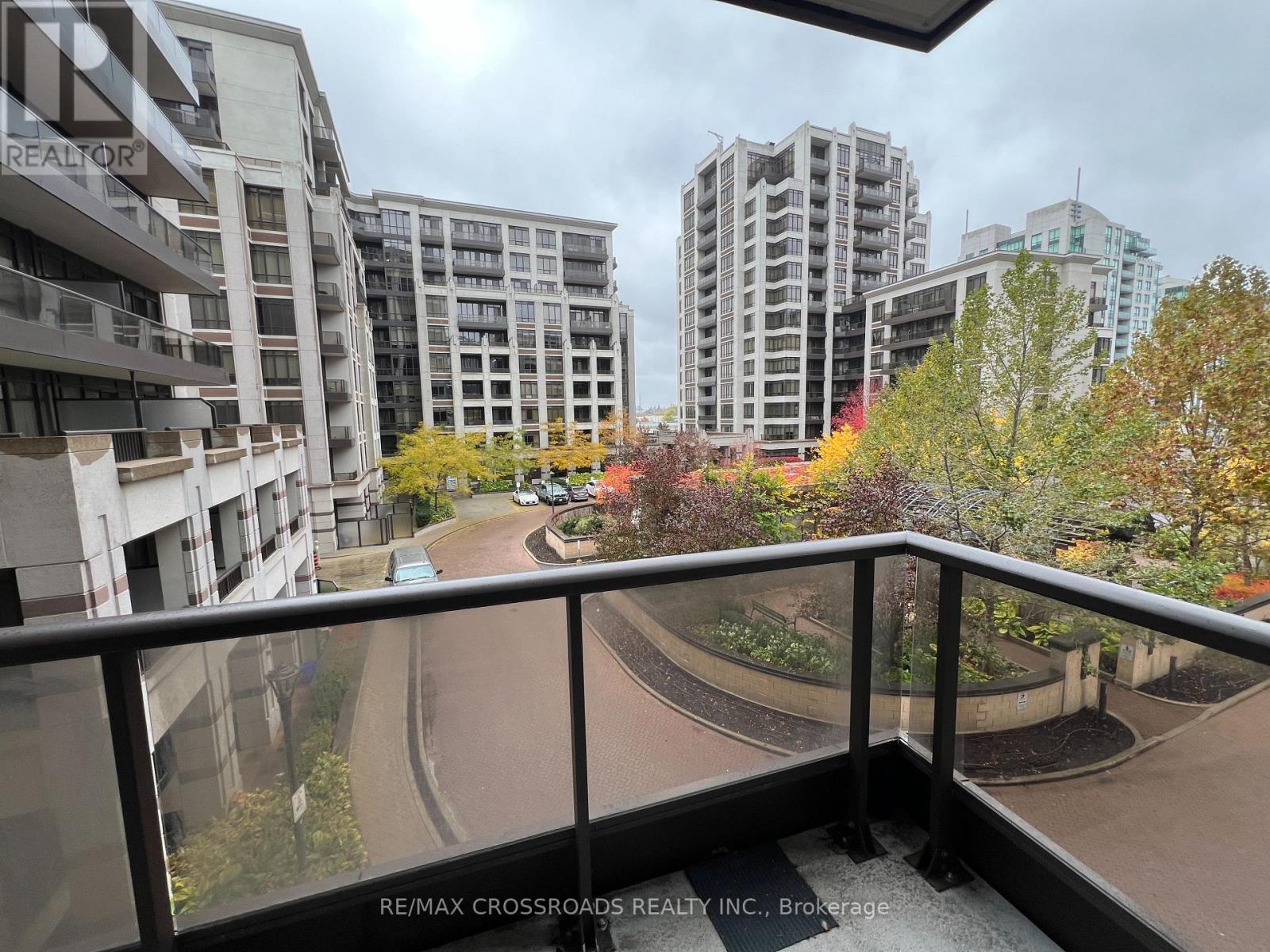 502 - 38 Cedarland Drive, Markham, Ontario  L6G 1C7 - Photo 8 - N12569022