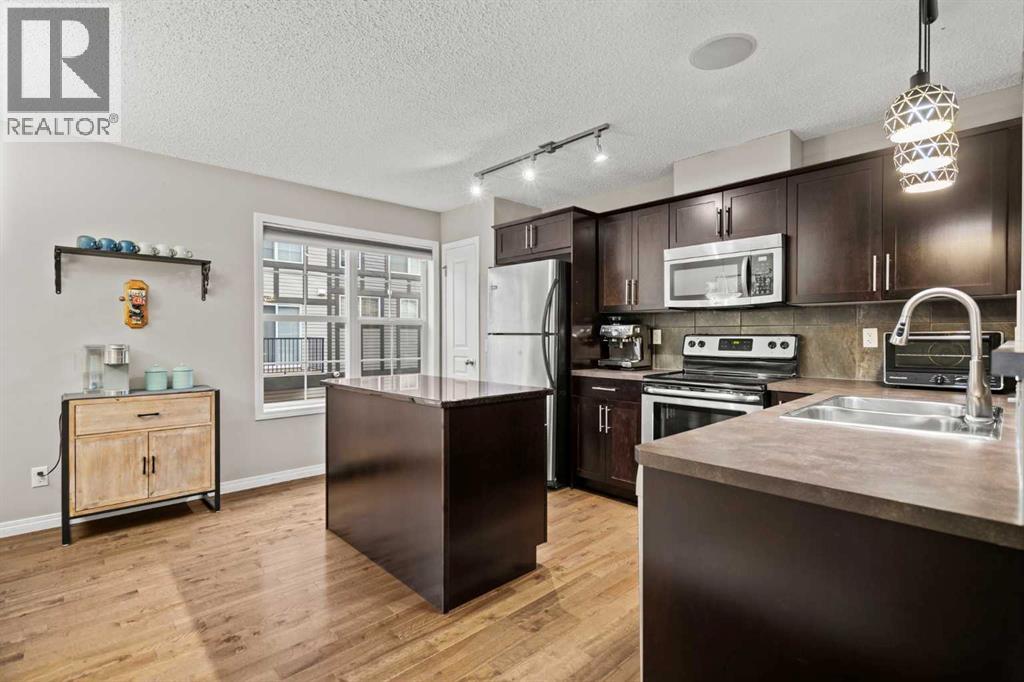 162 New Brighton Villas Se, Calgary, Alberta  T2Z 0T7 - Photo 11 - A2271616