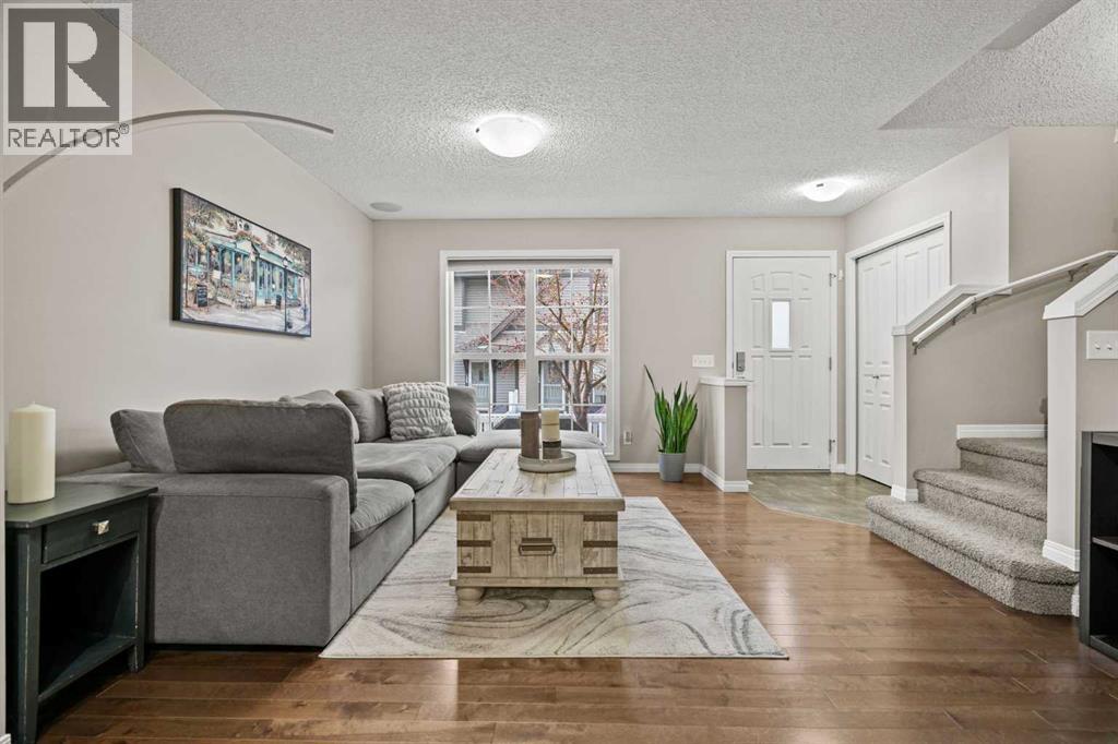 162 New Brighton Villas Se, Calgary, Alberta  T2Z 0T7 - Photo 5 - A2271616