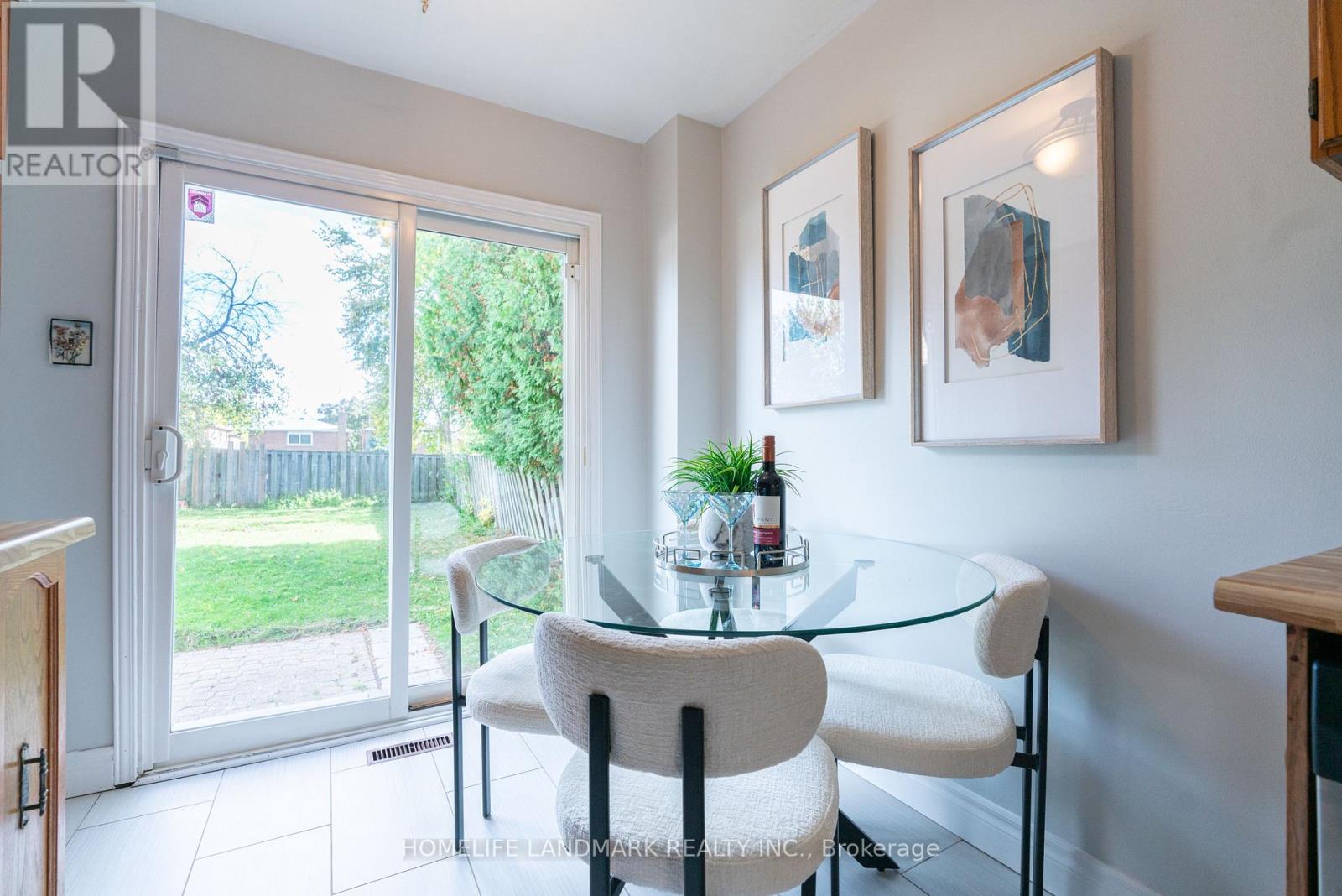 3108 Plum Tree Crescent, Mississauga, Ontario L5N 4W9 - Photo 17 - W12568986